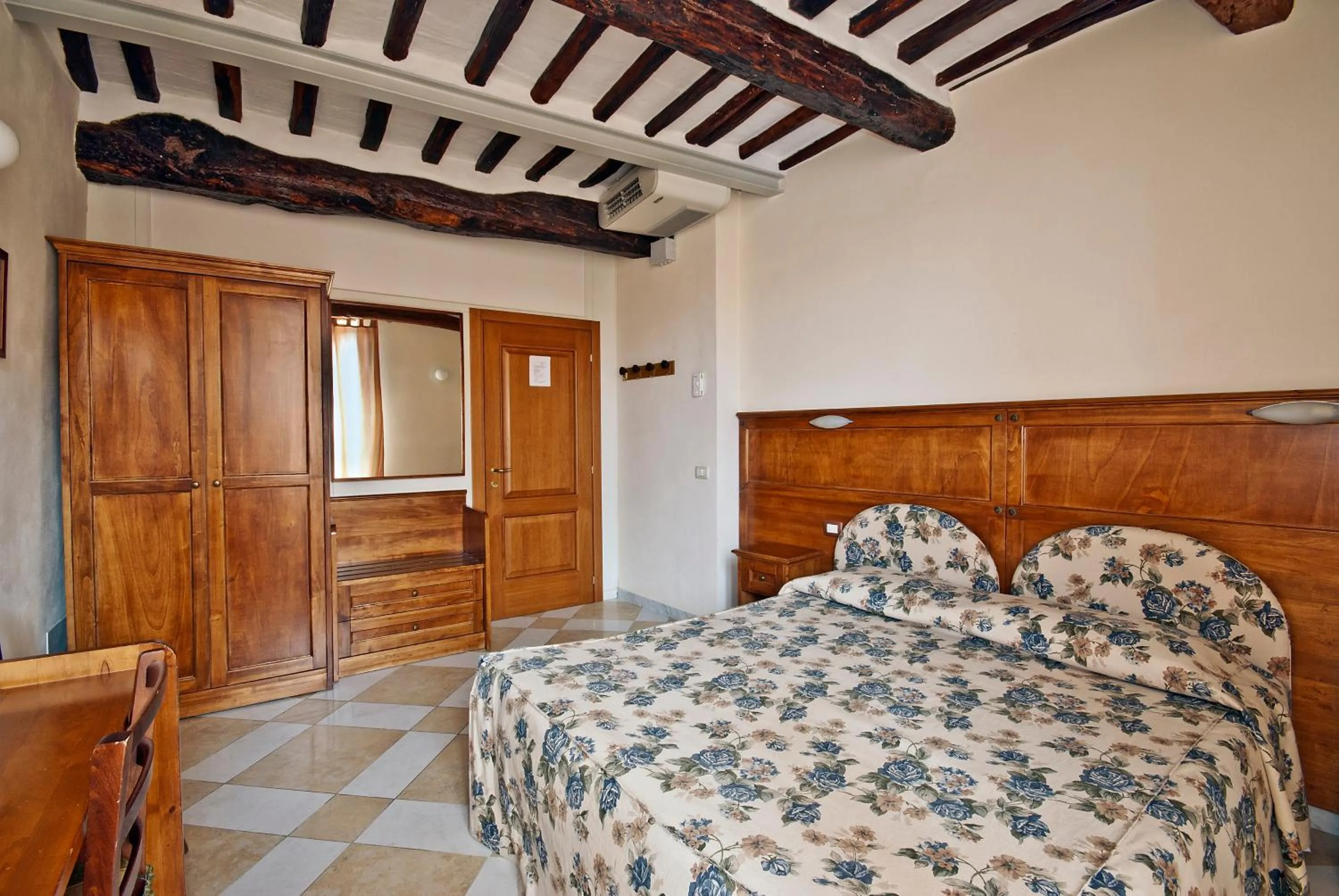 Bed in Al Mercato B&B