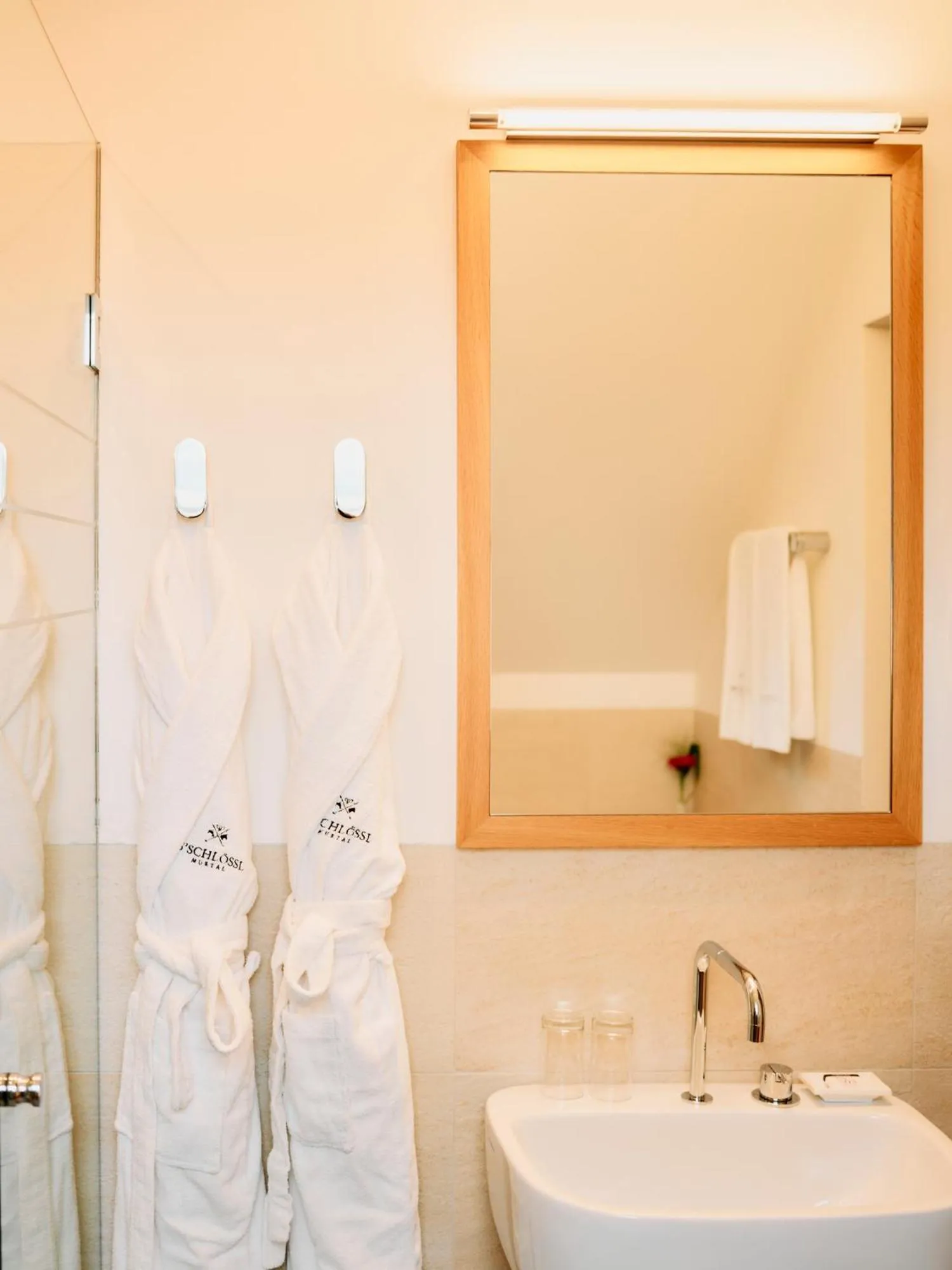 Bathroom in TAUROA G'Schlössl Murtal