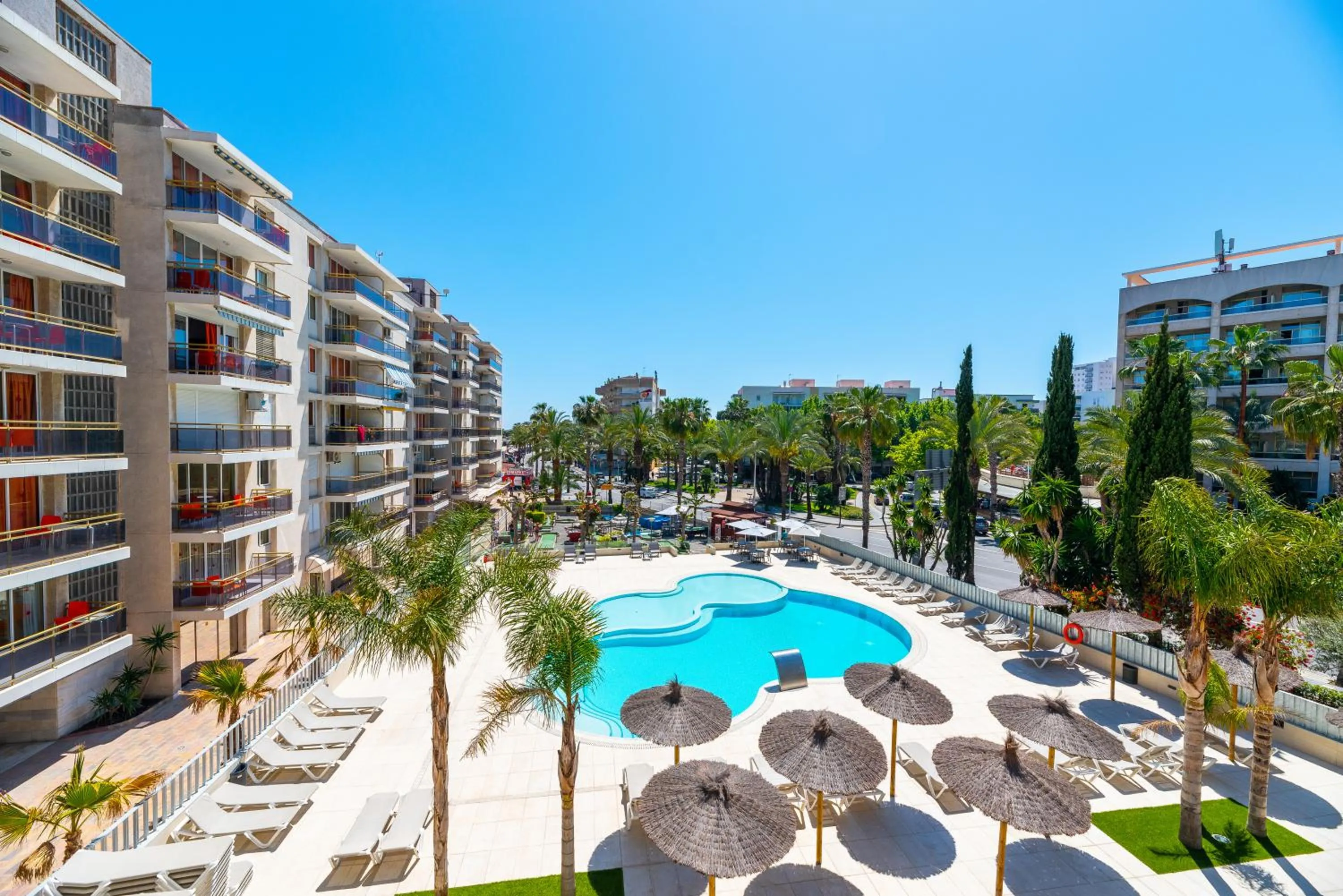 Pool view in Rentalmar Los Peces
