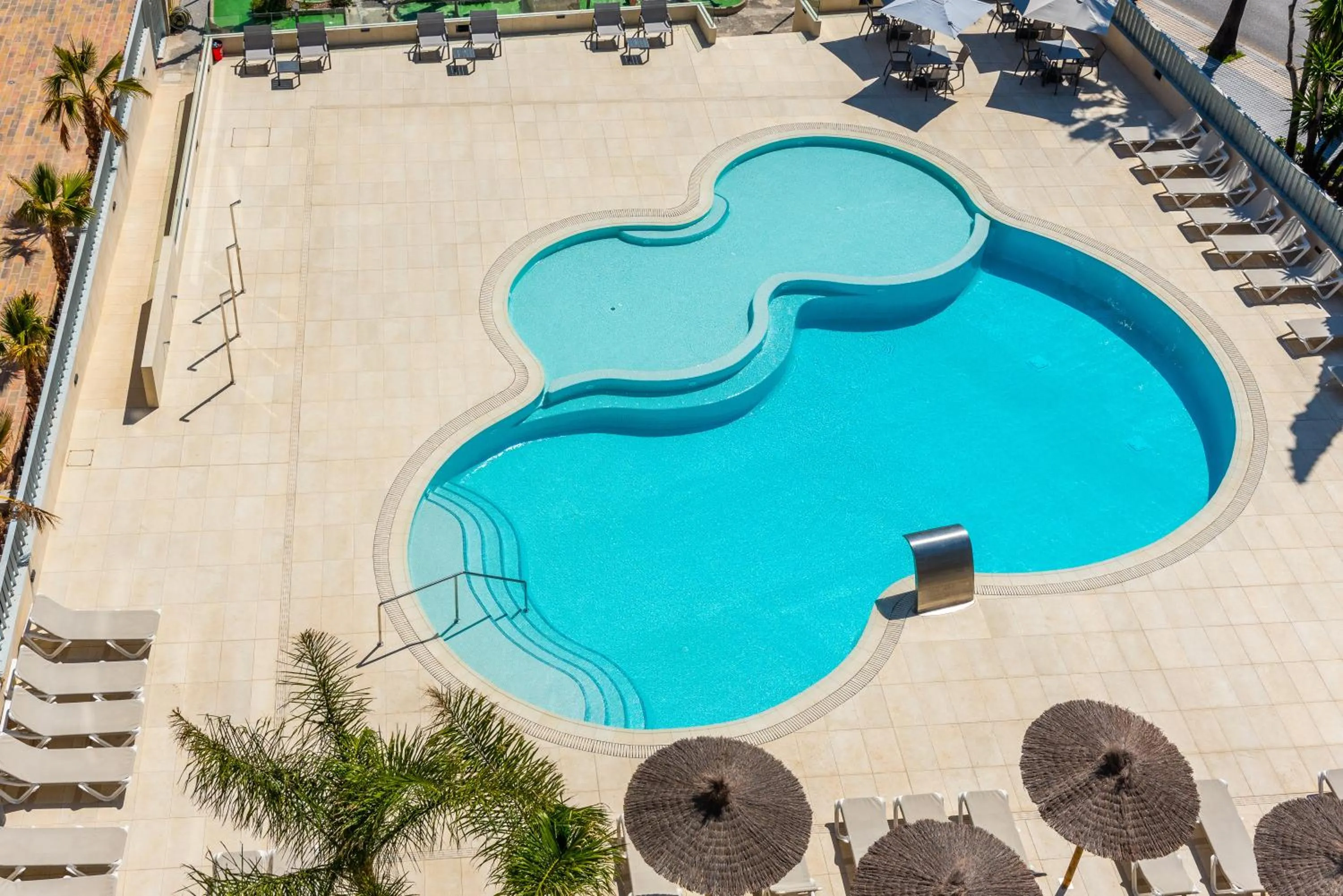 Pool view in Rentalmar Los Peces