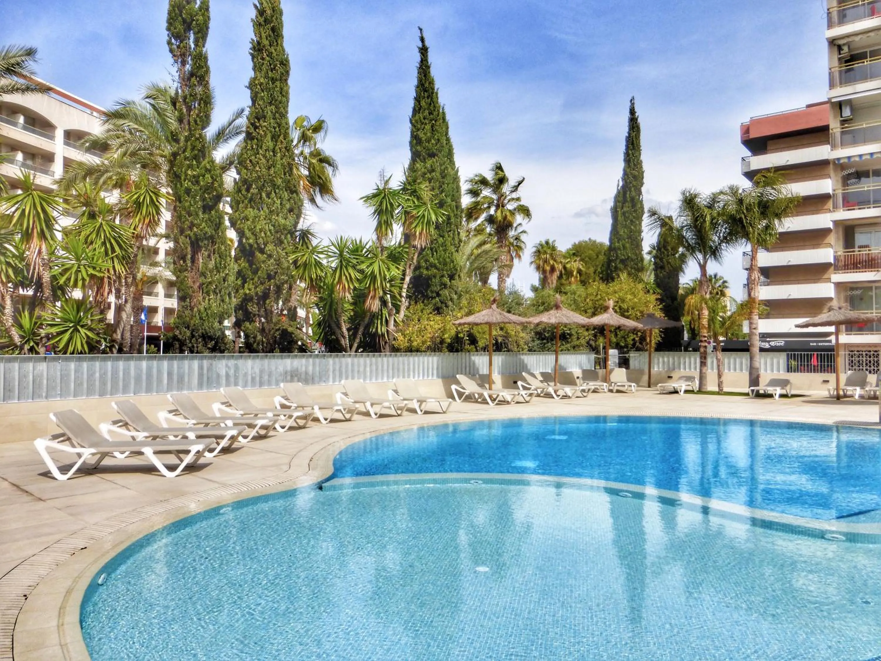 Swimming pool in Rentalmar Los Peces