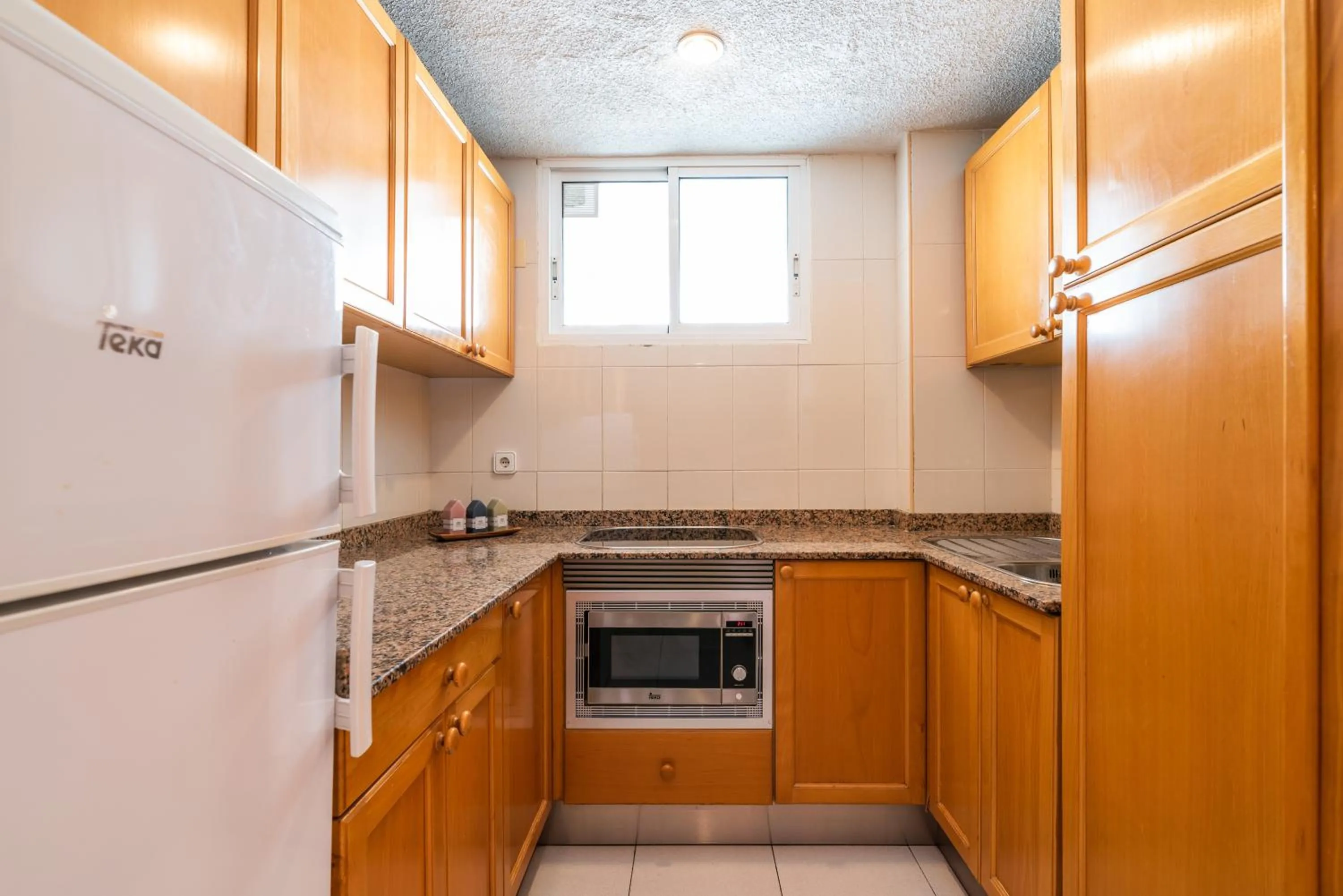Kitchen or kitchenette in Rentalmar Los Peces
