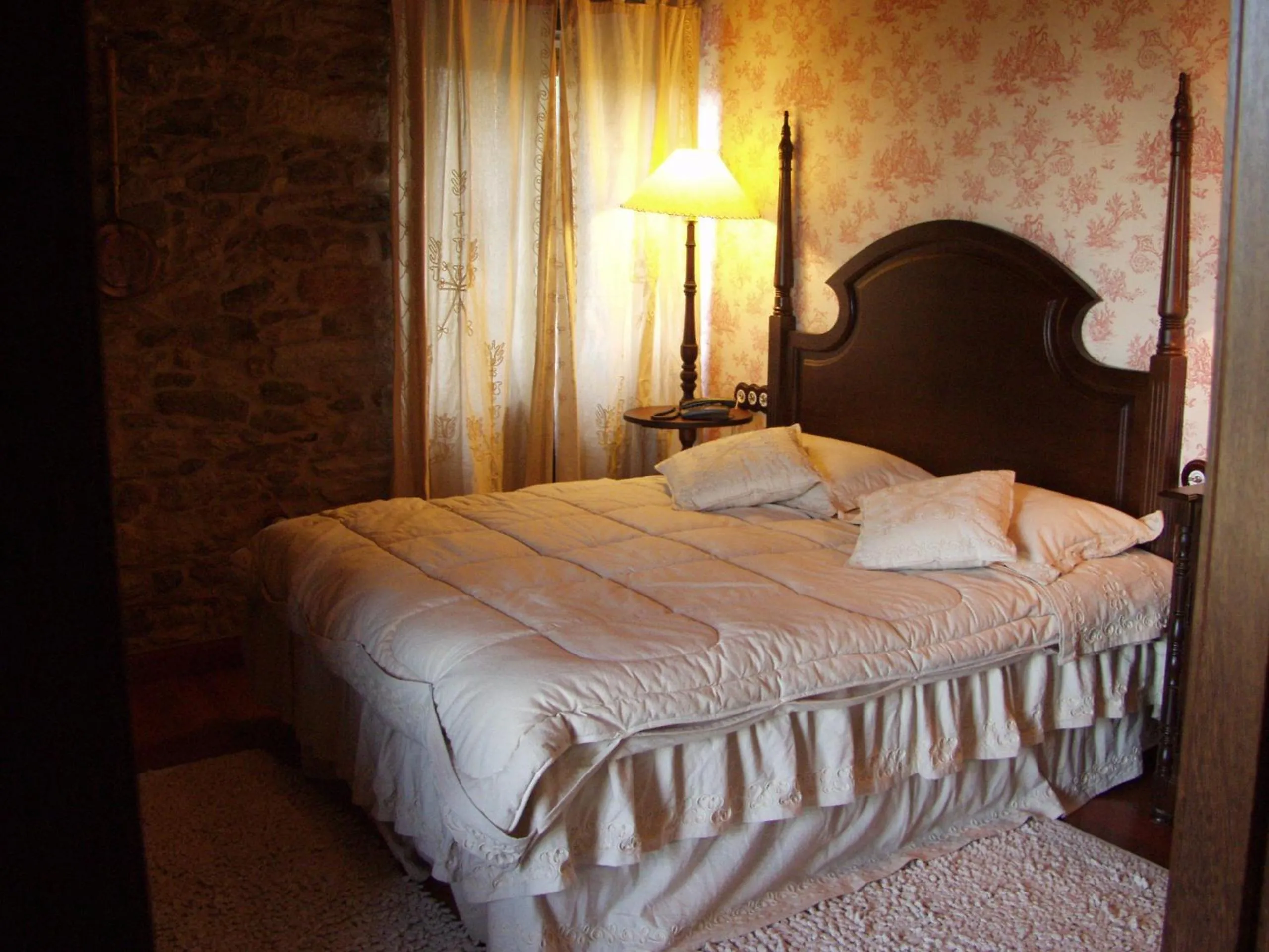 Bed in Casa Almoina
