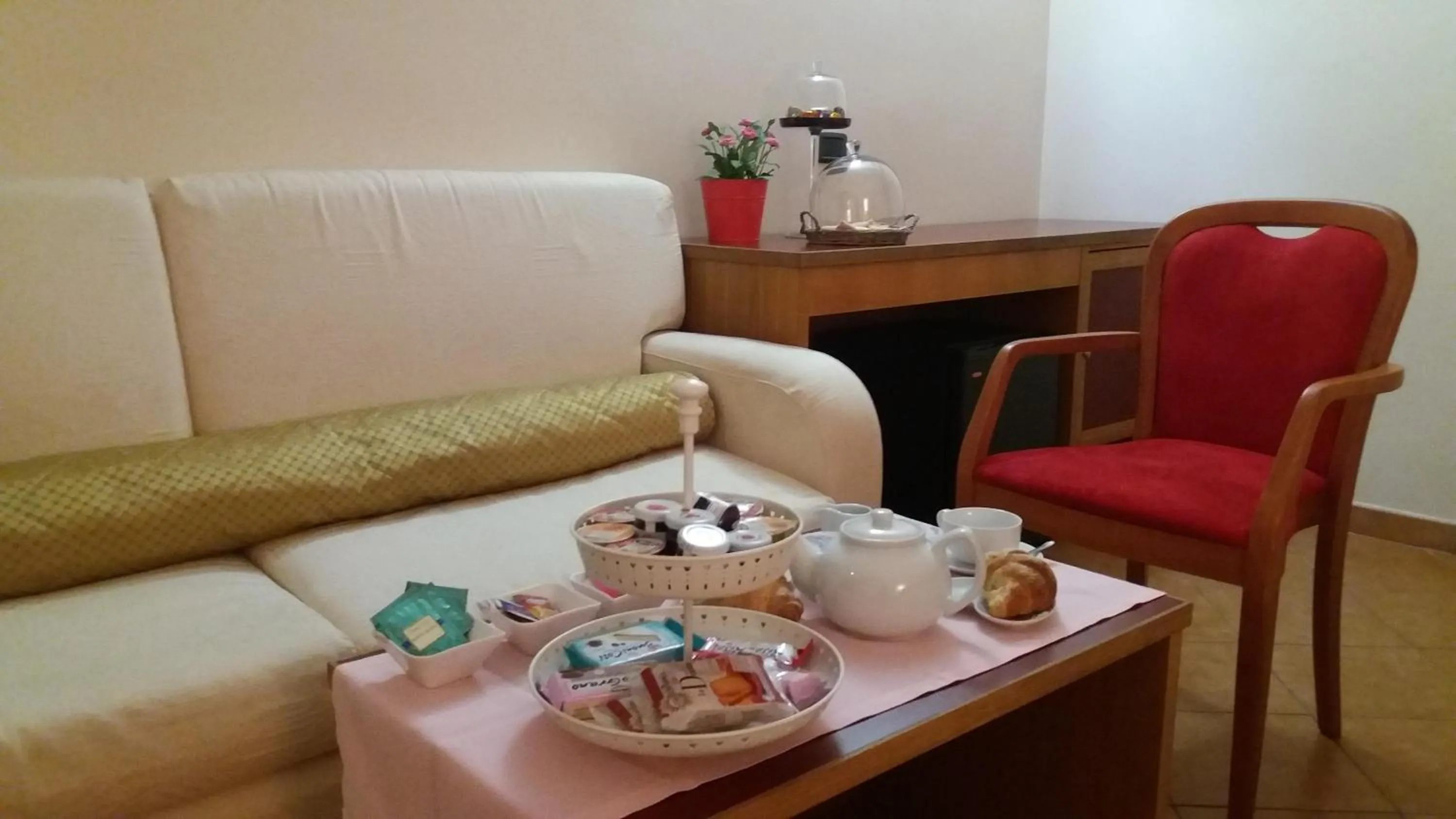 Food in Grand Hotel Pavone