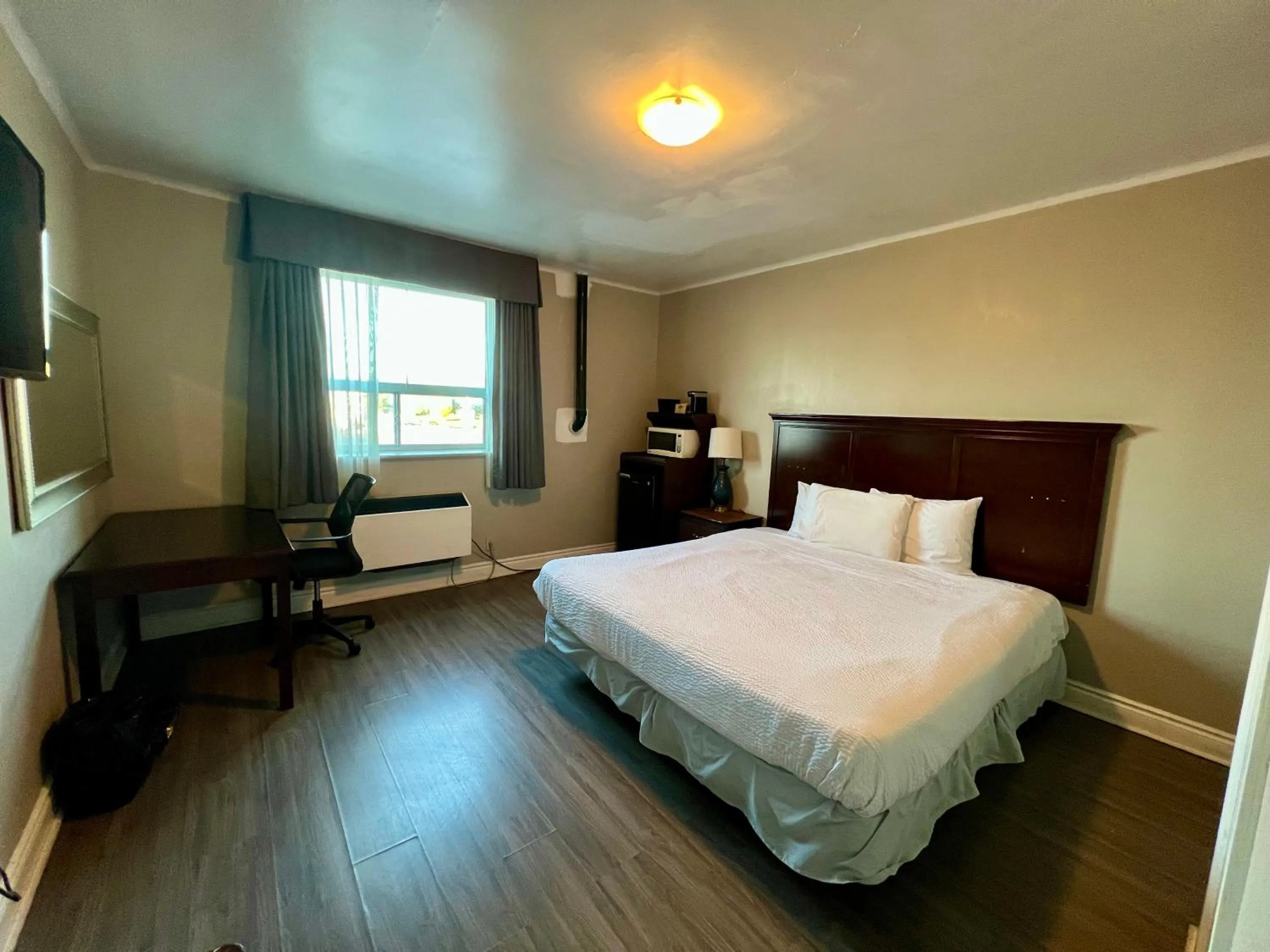 TV and multimedia, Bed in London residency inn