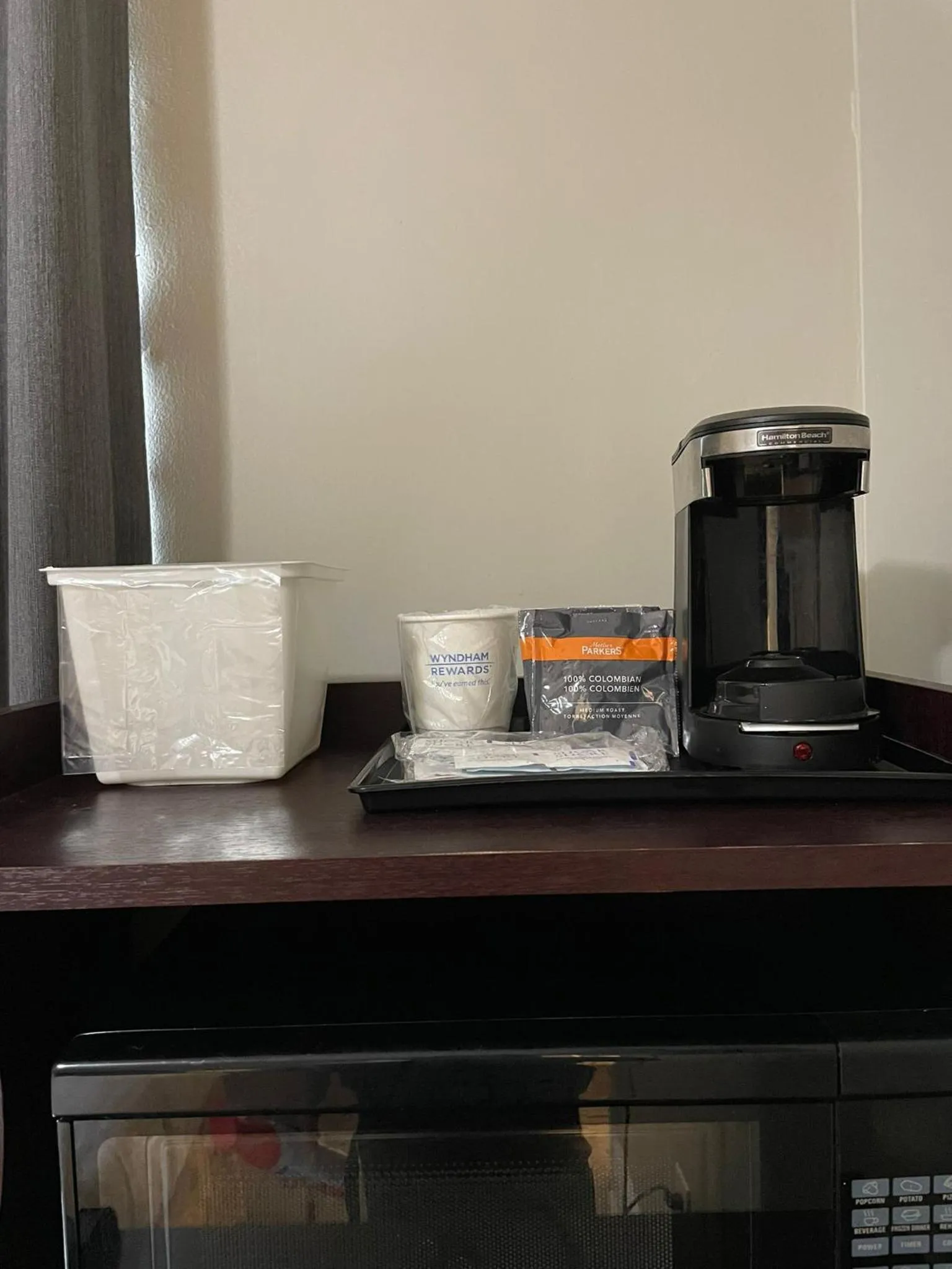 Coffee/tea facilities in Travelodge by Wyndham London Ontario
