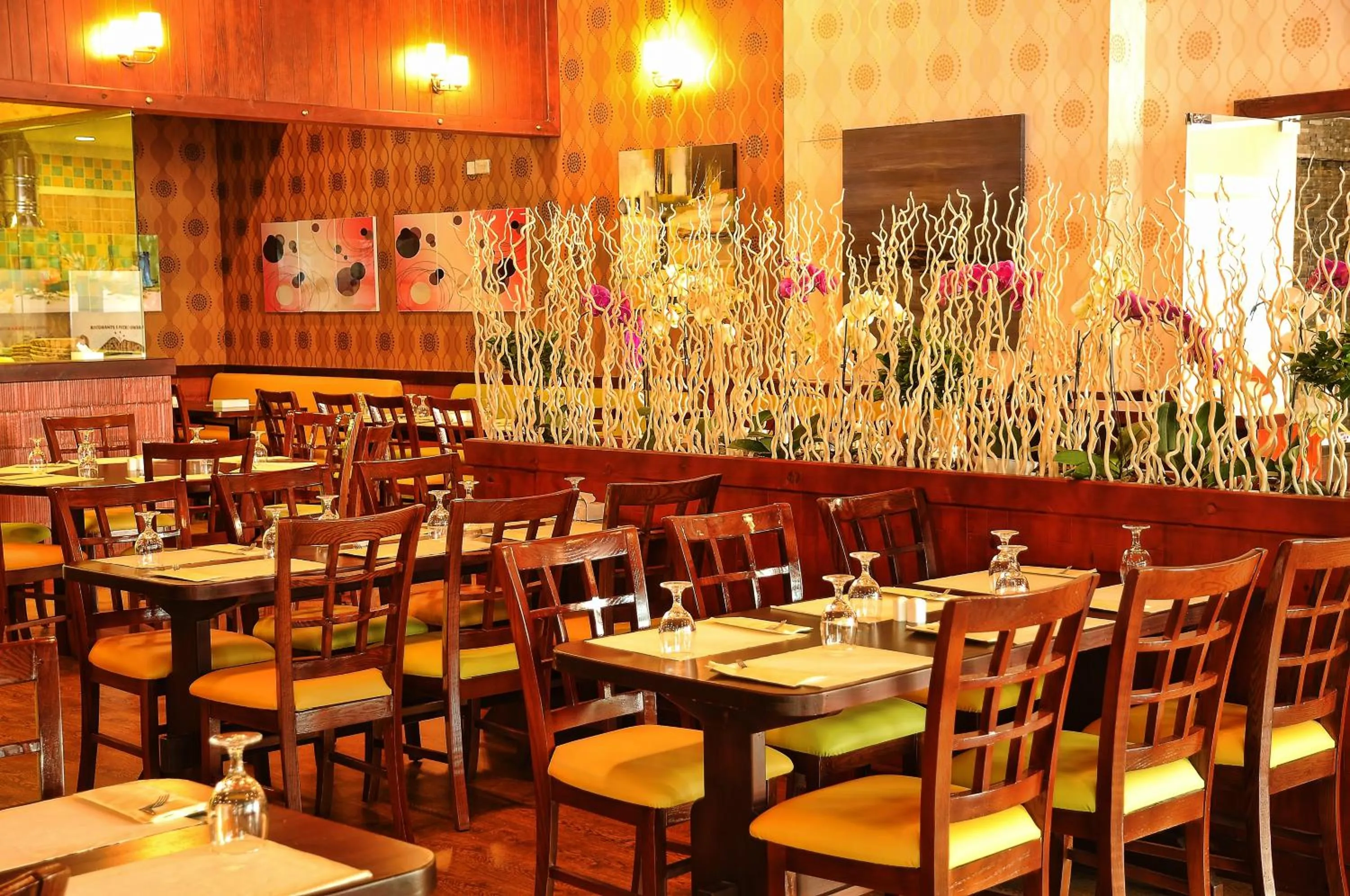 Restaurant/places to eat in The Olive Hotel, Juffair