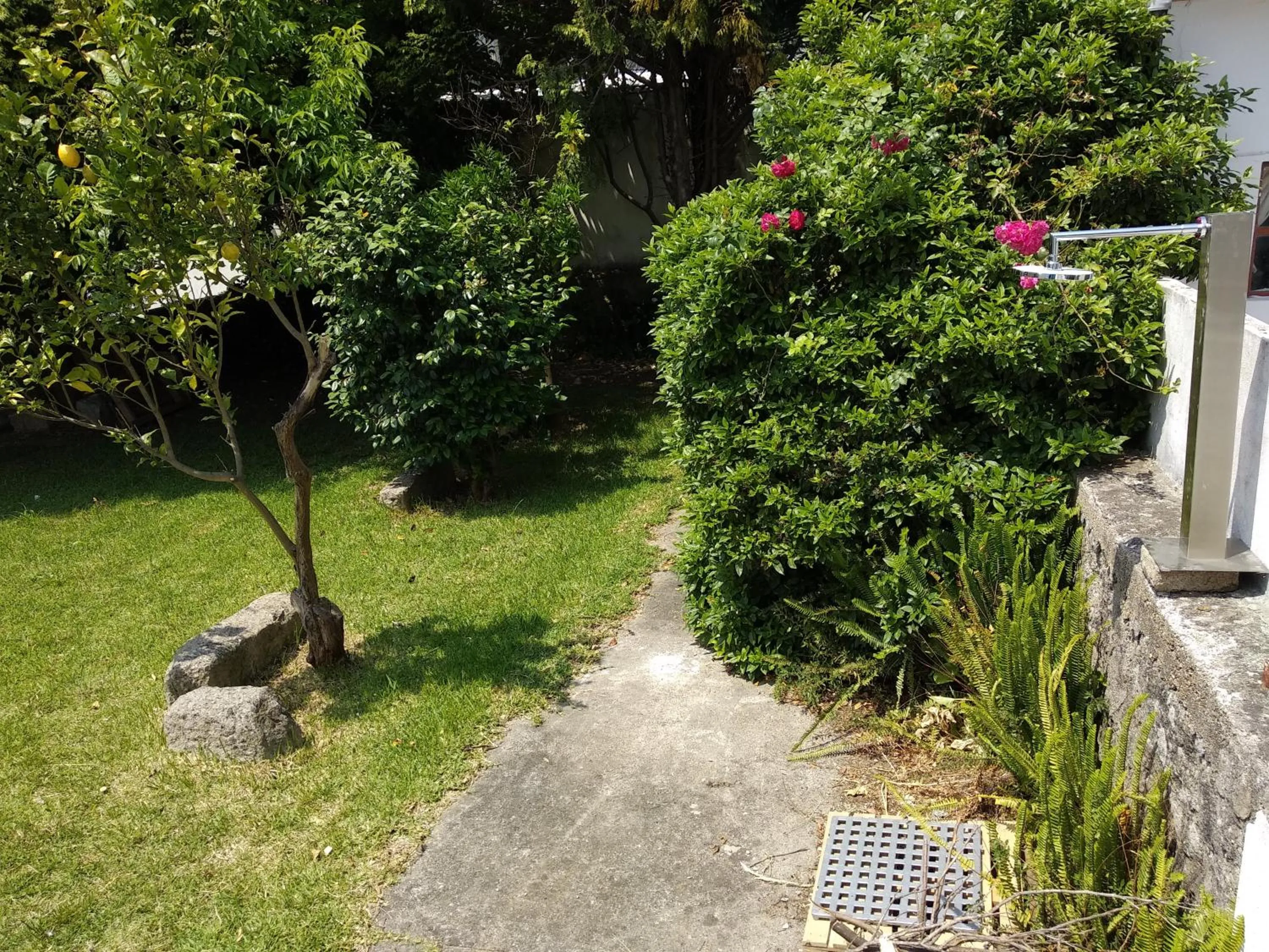 Bathroom in AirPorto Hostel