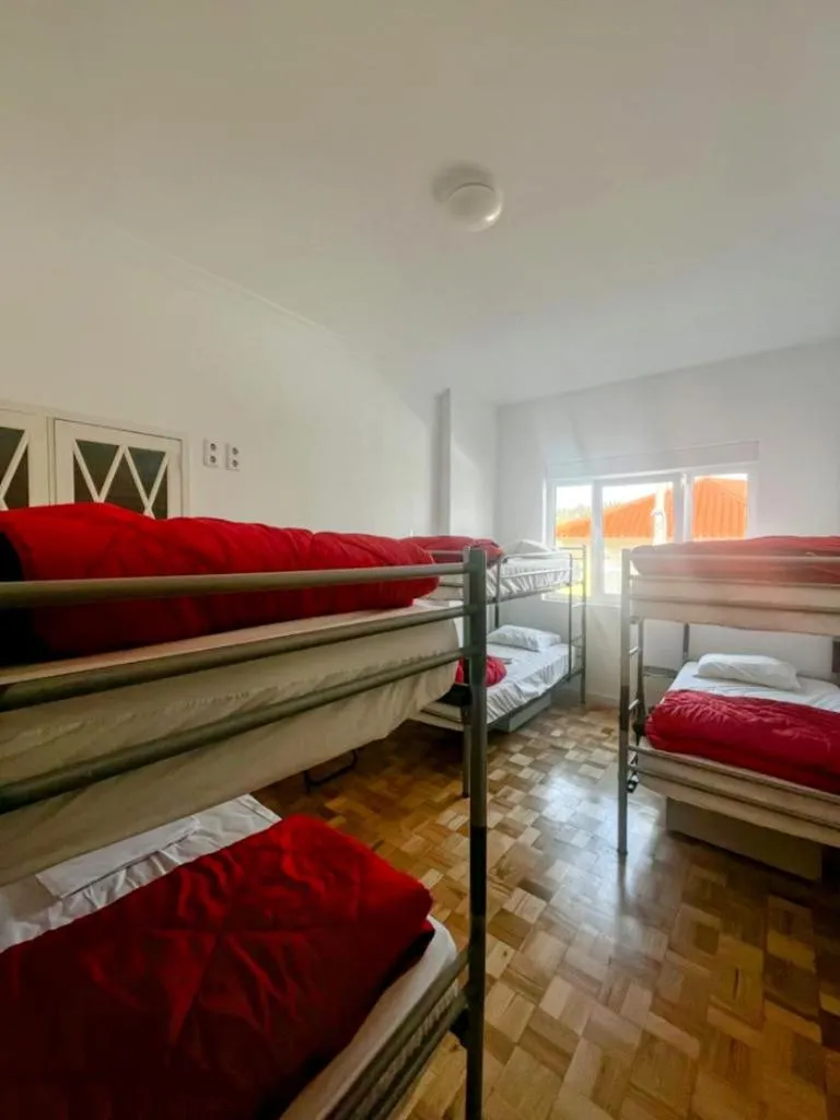 Bedroom, Bed in AirPorto Hostel