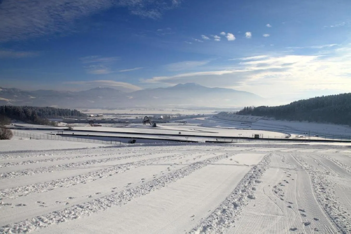 Natural landscape in WIEDERERÖFFNUNG - TAUROA Schönberghof Spielberg