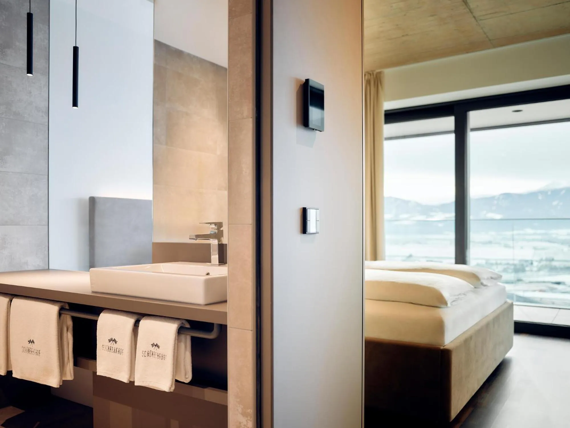 Bathroom, Bed in WIEDERERÖFFNUNG - TAUROA Schönberghof Spielberg