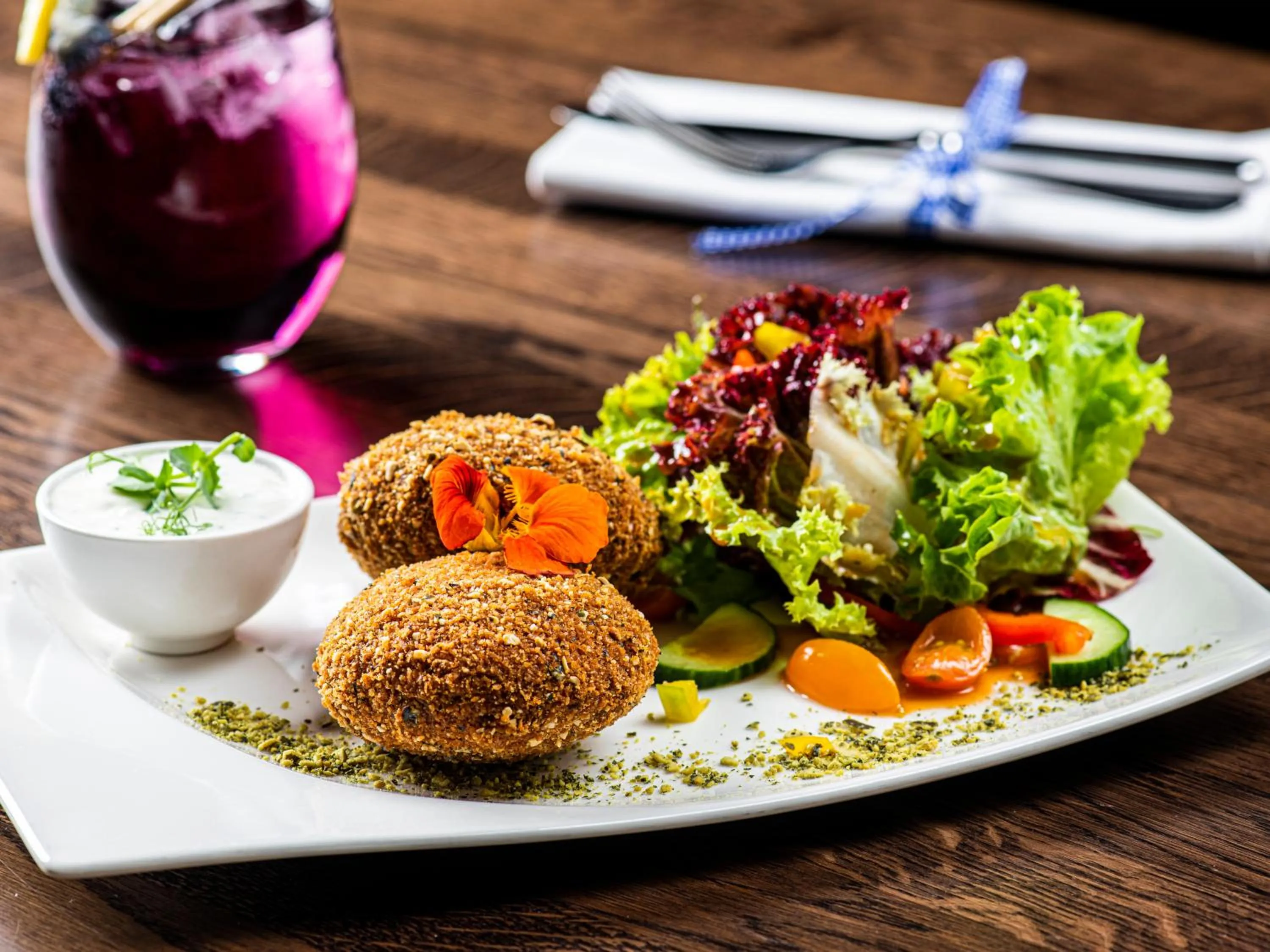 Food and drinks in WIEDERERÖFFNUNG - TAUROA Schönberghof Spielberg