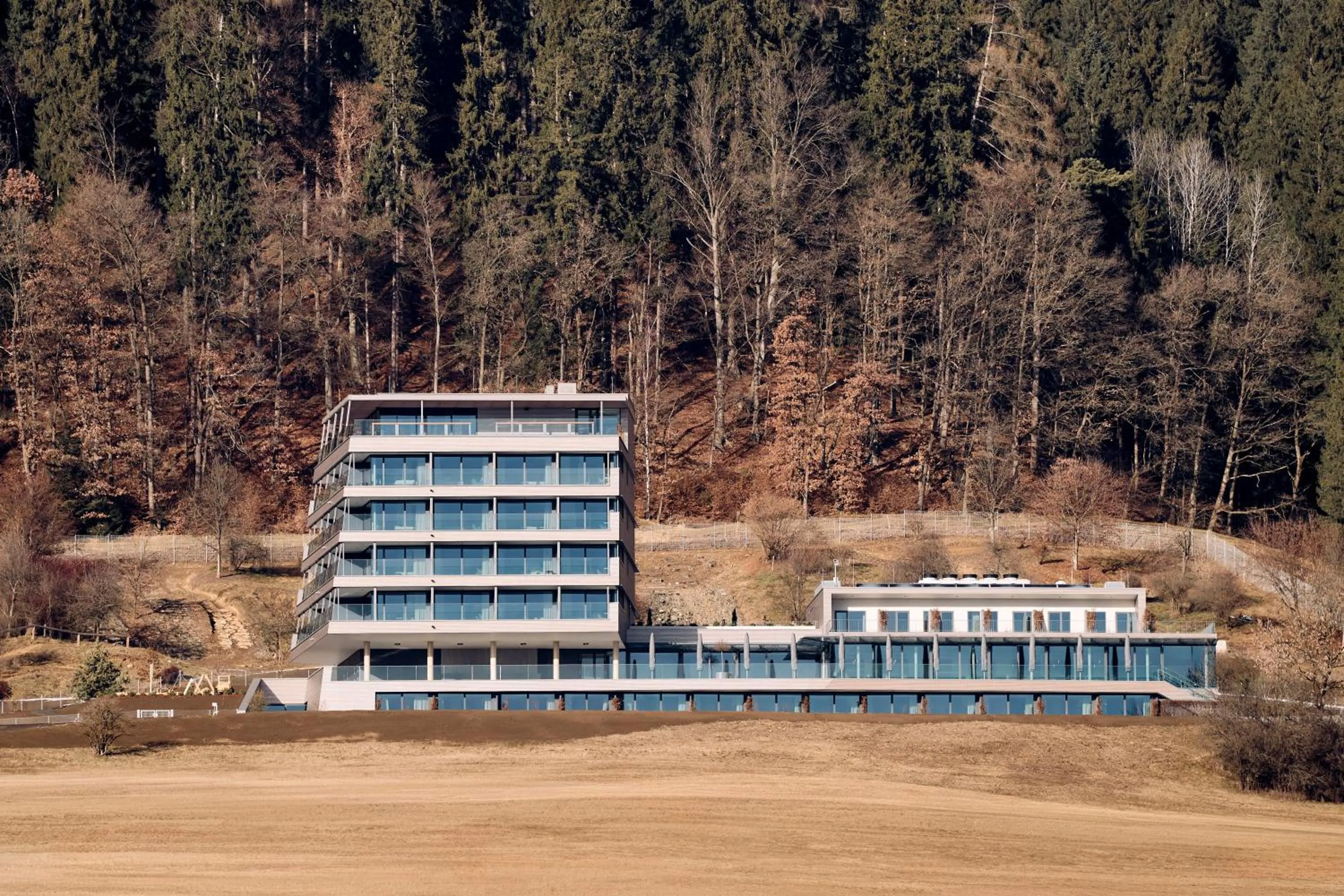 Property building in WIEDERERÖFFNUNG - TAUROA Schönberghof Spielberg