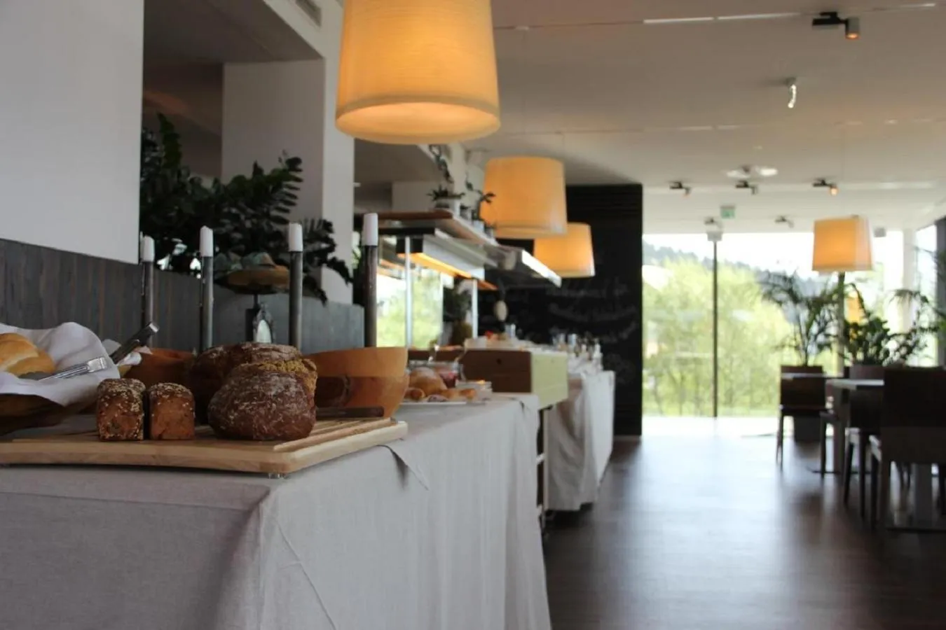 Buffet breakfast in WIEDERERÖFFNUNG - TAUROA Schönberghof Spielberg