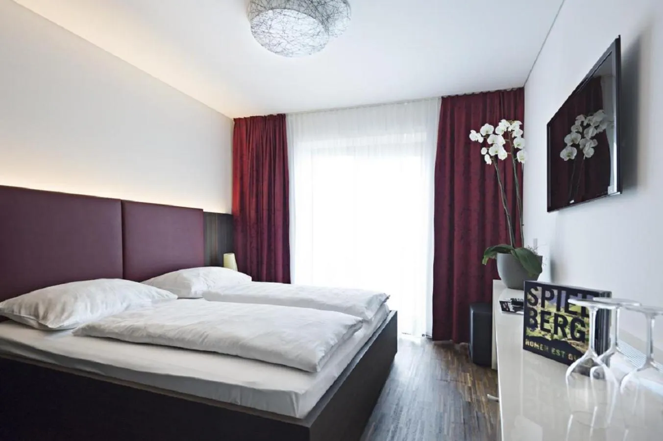 Photo of the whole room, Bed in WIEDERERÖFFNUNG - TAUROA Schönberghof Spielberg