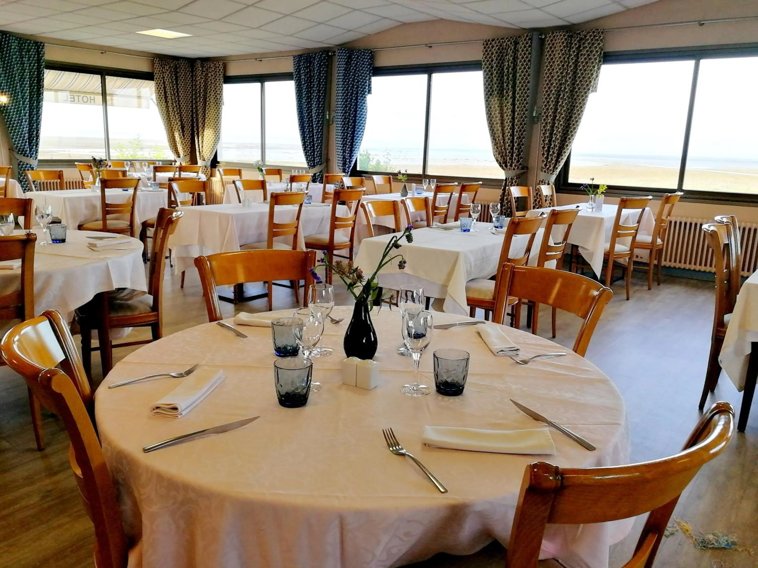 Logis Hôtel Le Bretagne