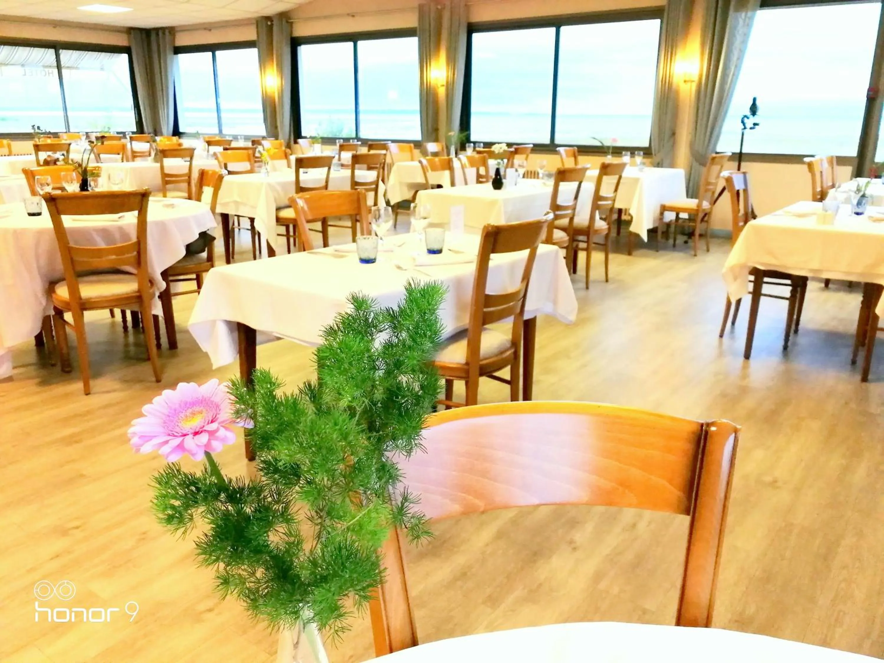 Logis Hôtel Le Bretagne