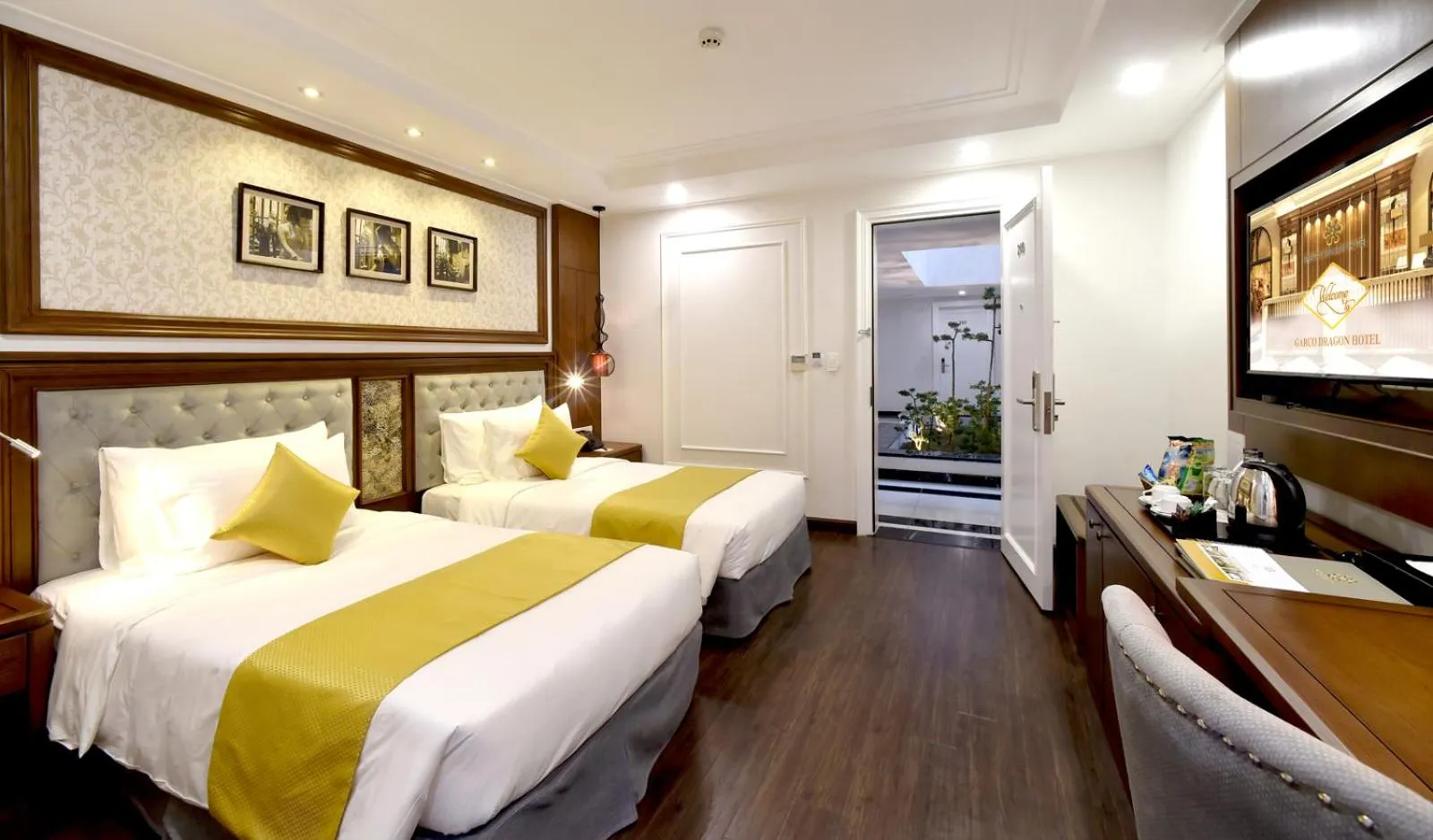 Bed in Garco Dragon Hotel 2