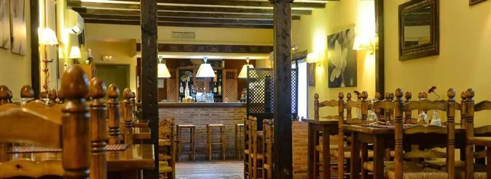 Restaurant/places to eat in Hostal Rural Moratín