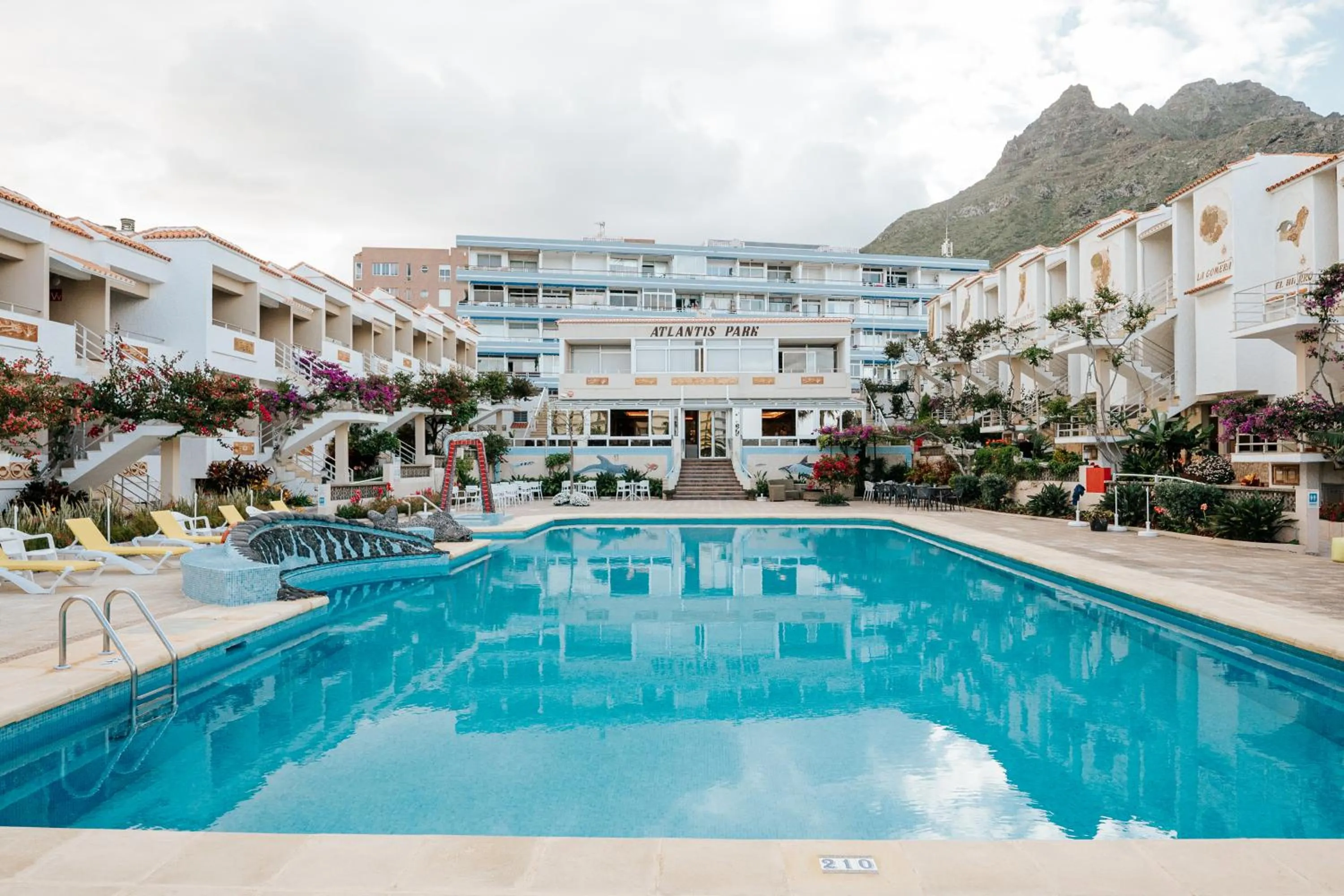 Swimming Pool in Atlantis Park Resort