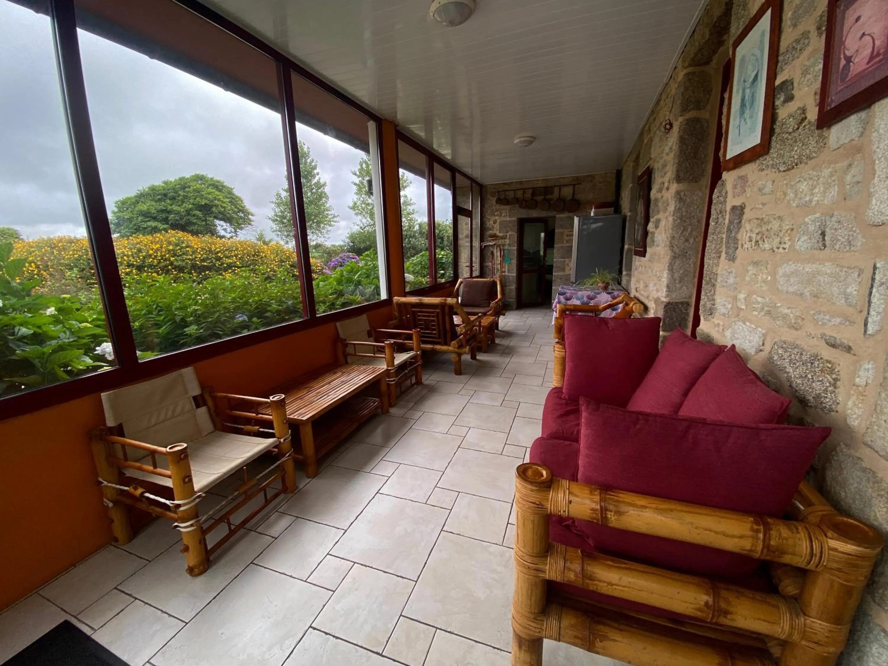Communal lounge/ TV room in Domaine de Kerzuat
