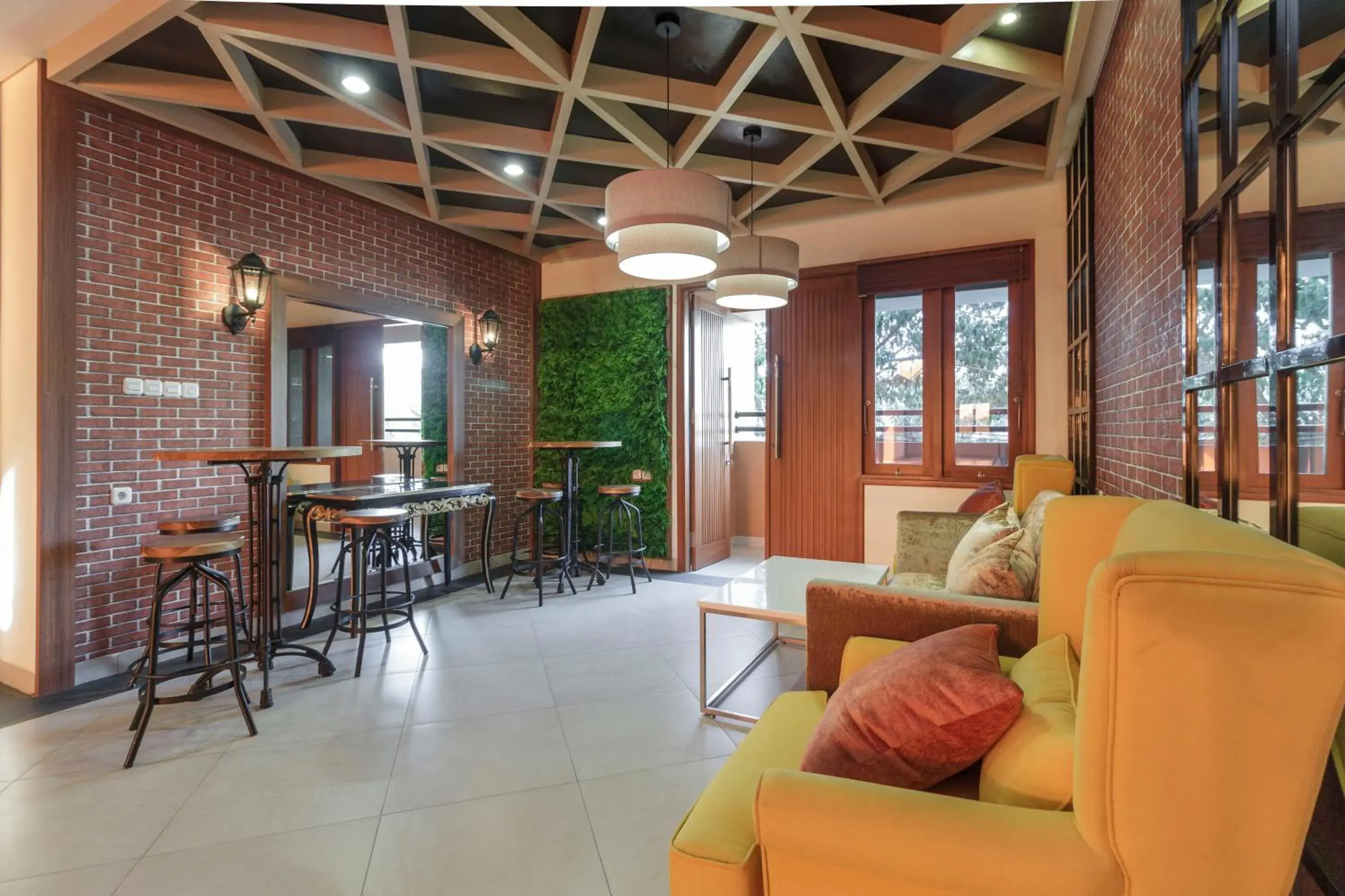 Lobby or reception in RedDoorz Plus @ CBD Bintaro Lobby or reception in RedDoorz Plus @ CBD Bintaro