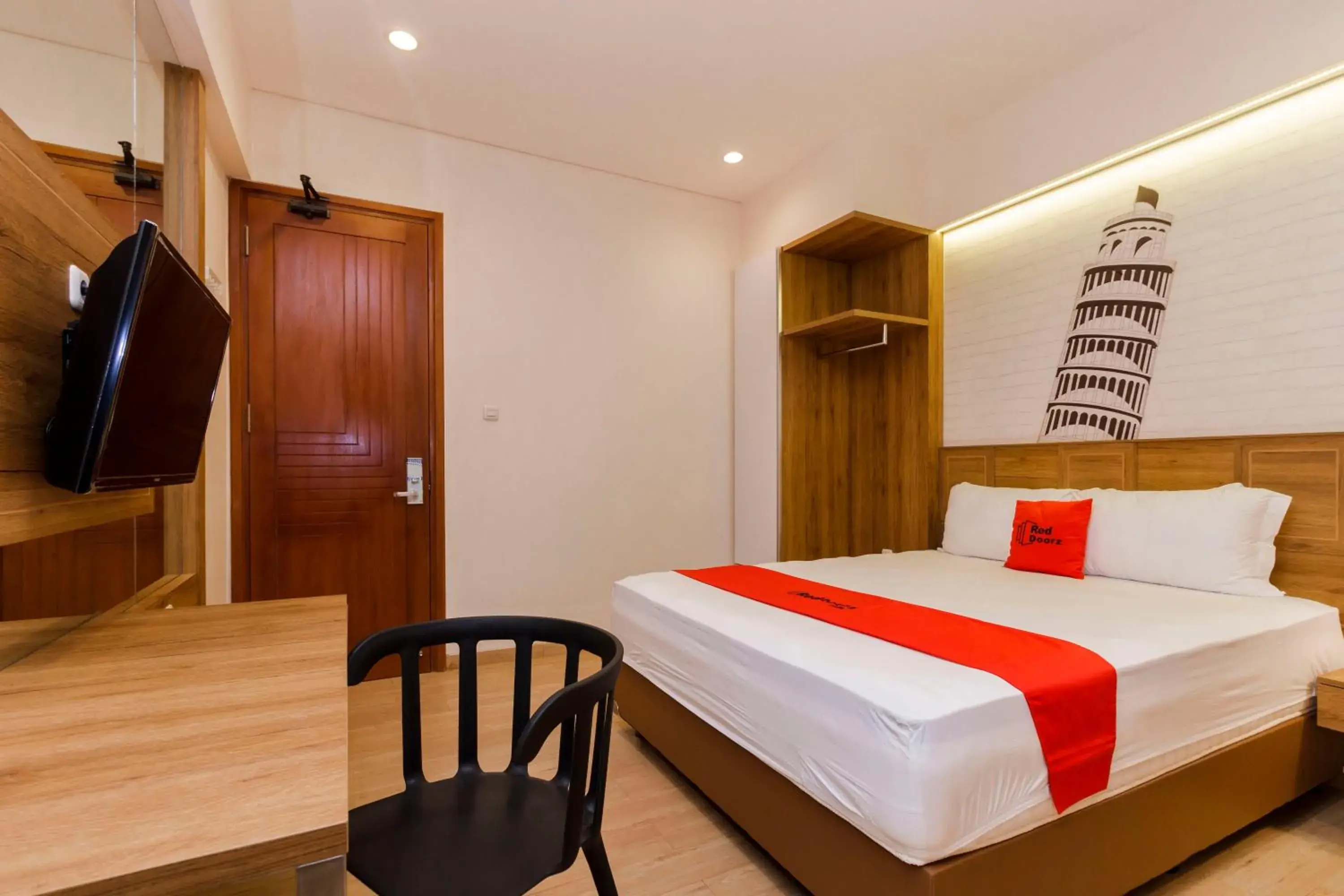 Bedroom, Bed in RedDoorz Plus @ CBD Bintaro Bedroom, Bed in RedDoorz Plus @ CBD Bintaro