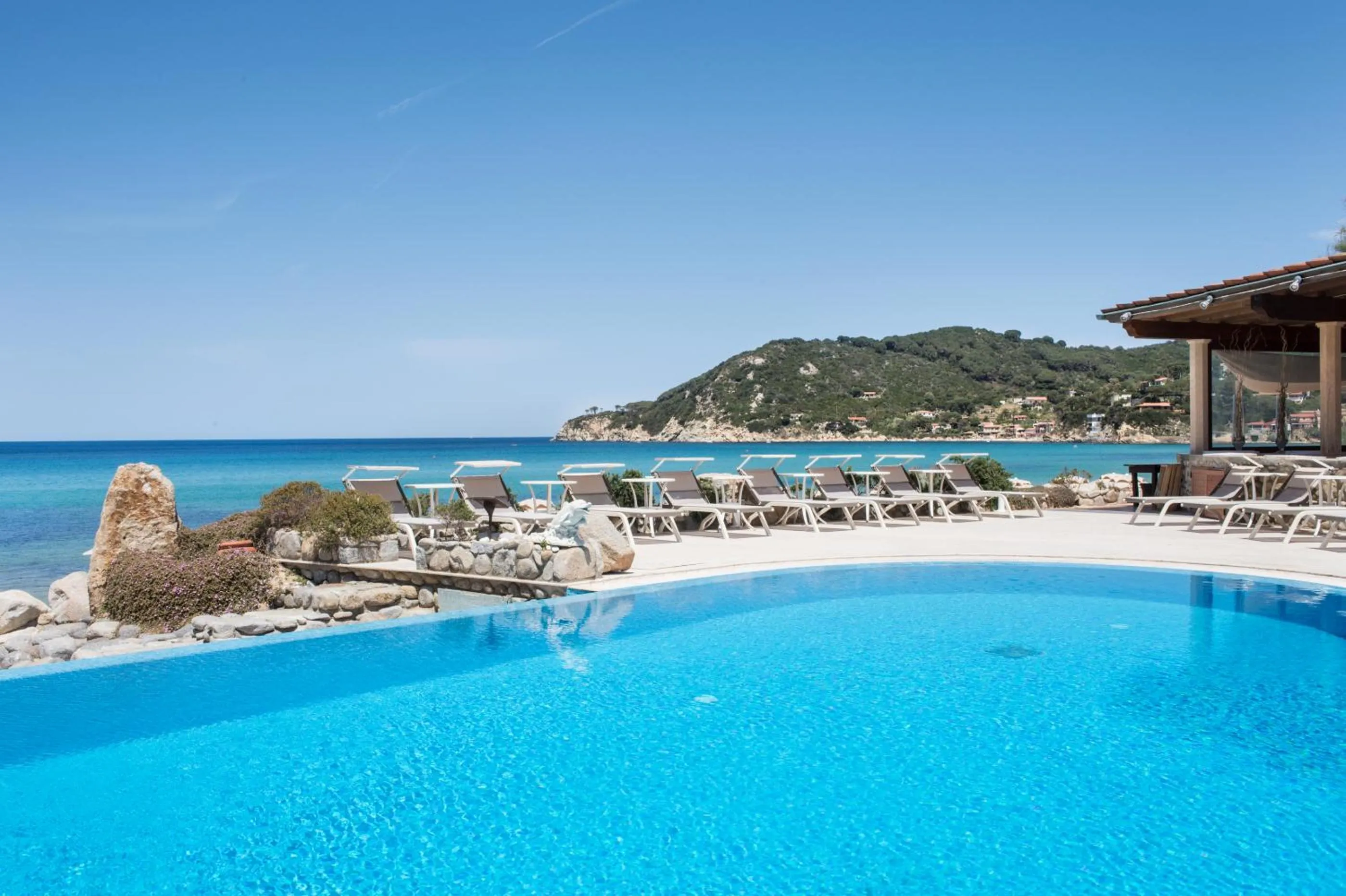 Swimming pool in Hotel Hermitage