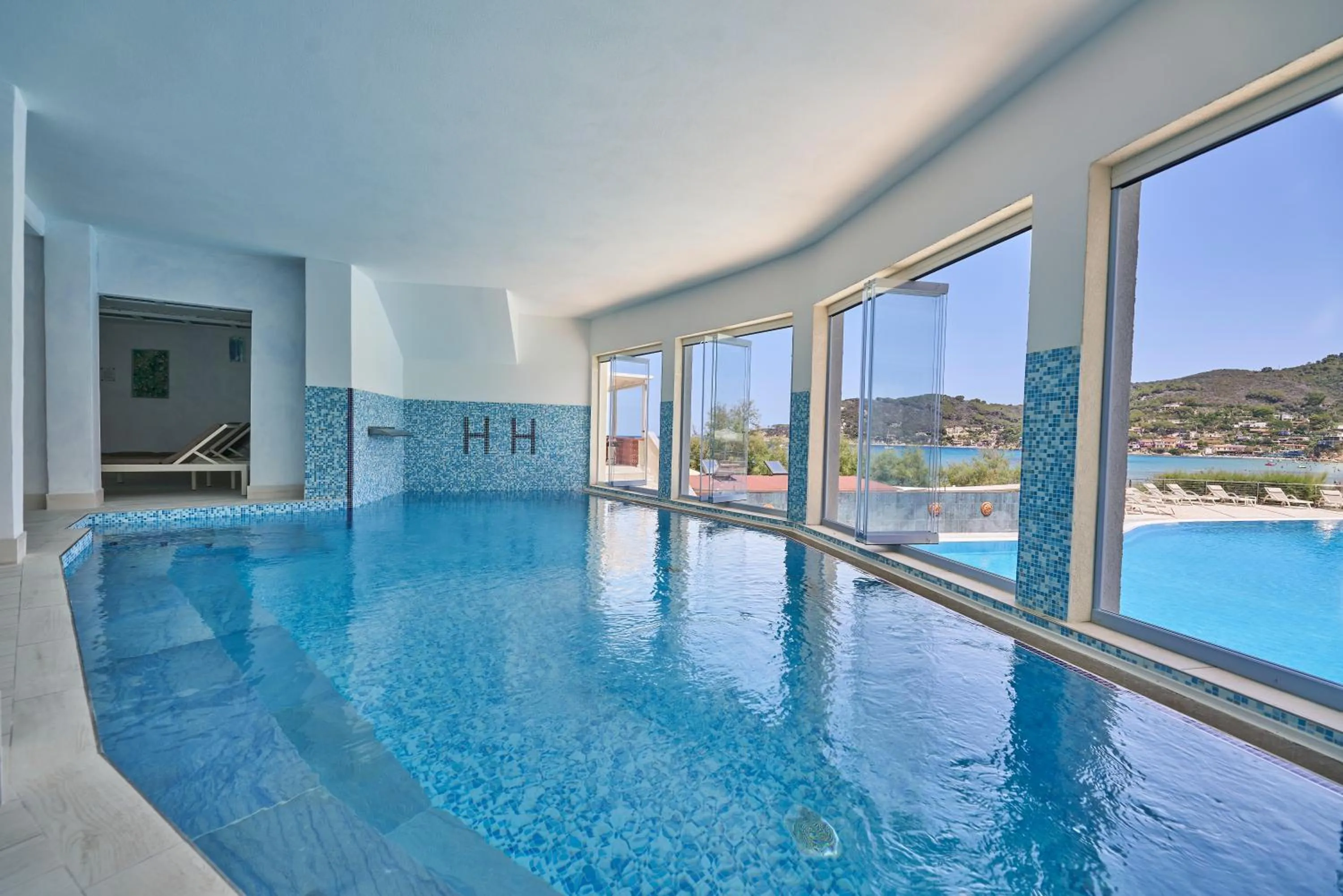 Swimming pool in Hotel Hermitage