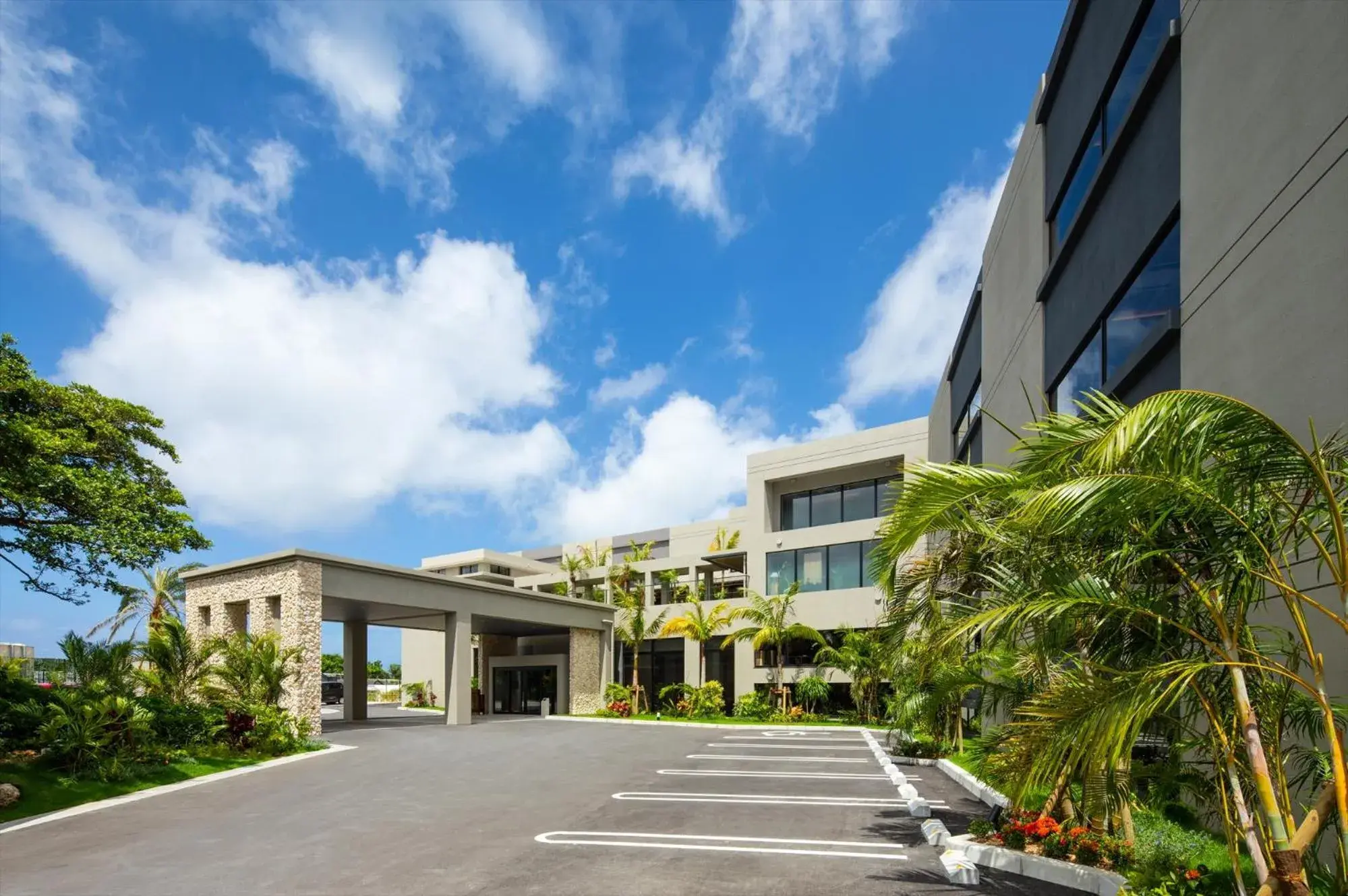 Facade/entrance in Glamday Style Okinawa Yomitan Hotel & Resort Facade/entrance in Glamday Style Okinawa Yomitan Hotel & Resort