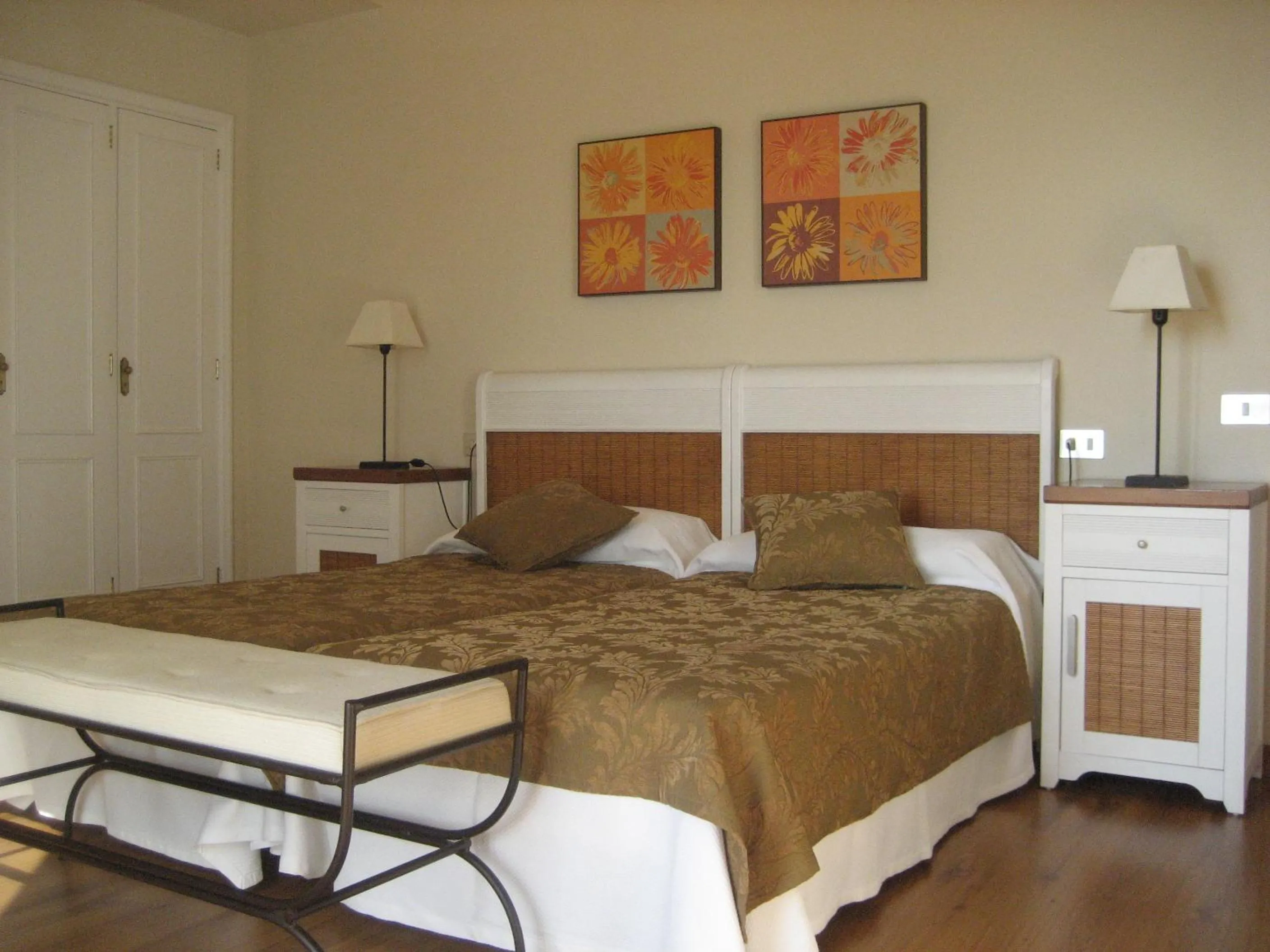 Bedroom, Bed in Apartamentos Bruja