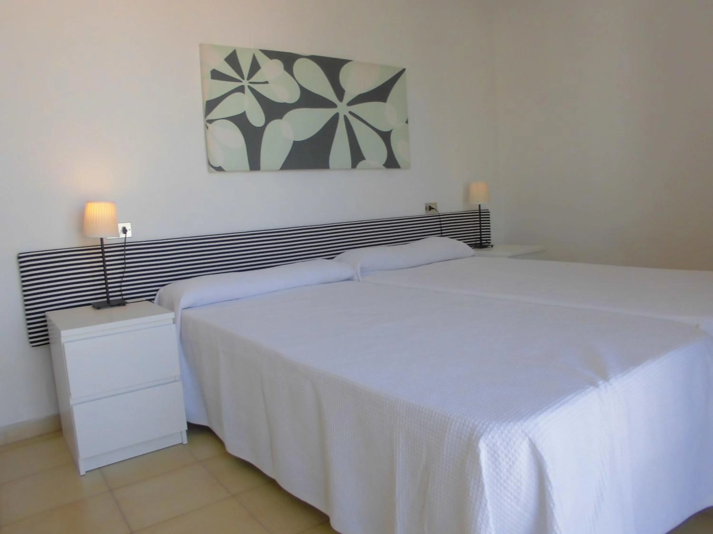 Bedroom, Bed in Apartamentos Bruja