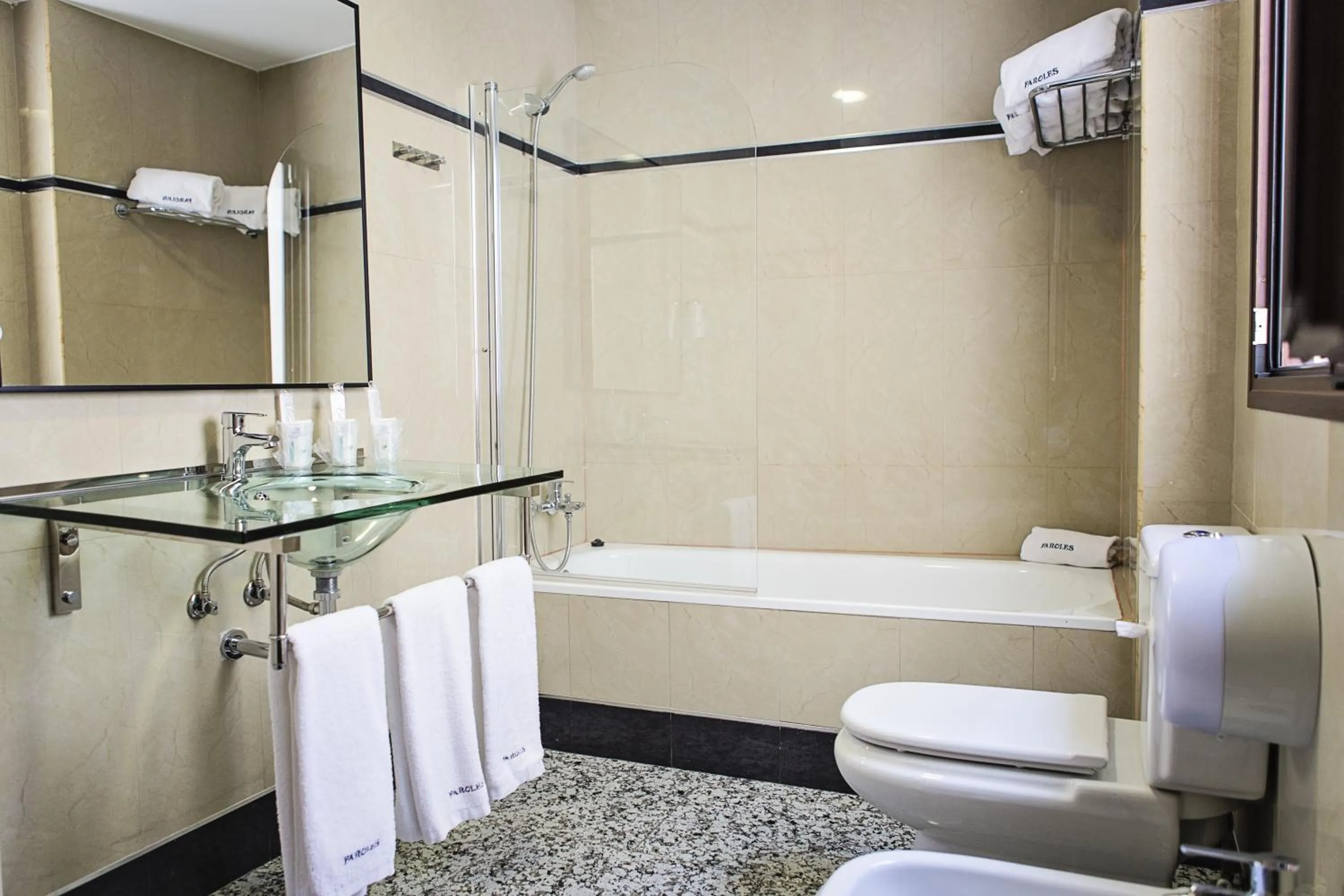 Toilet in Hotel de Los Faroles