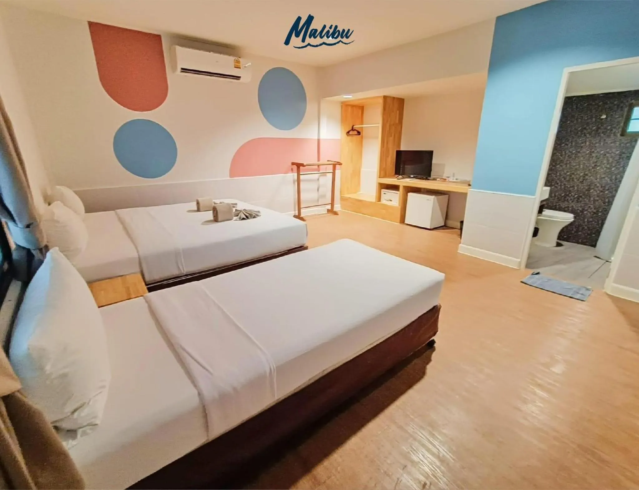 Bed in Malibu Samed Resort