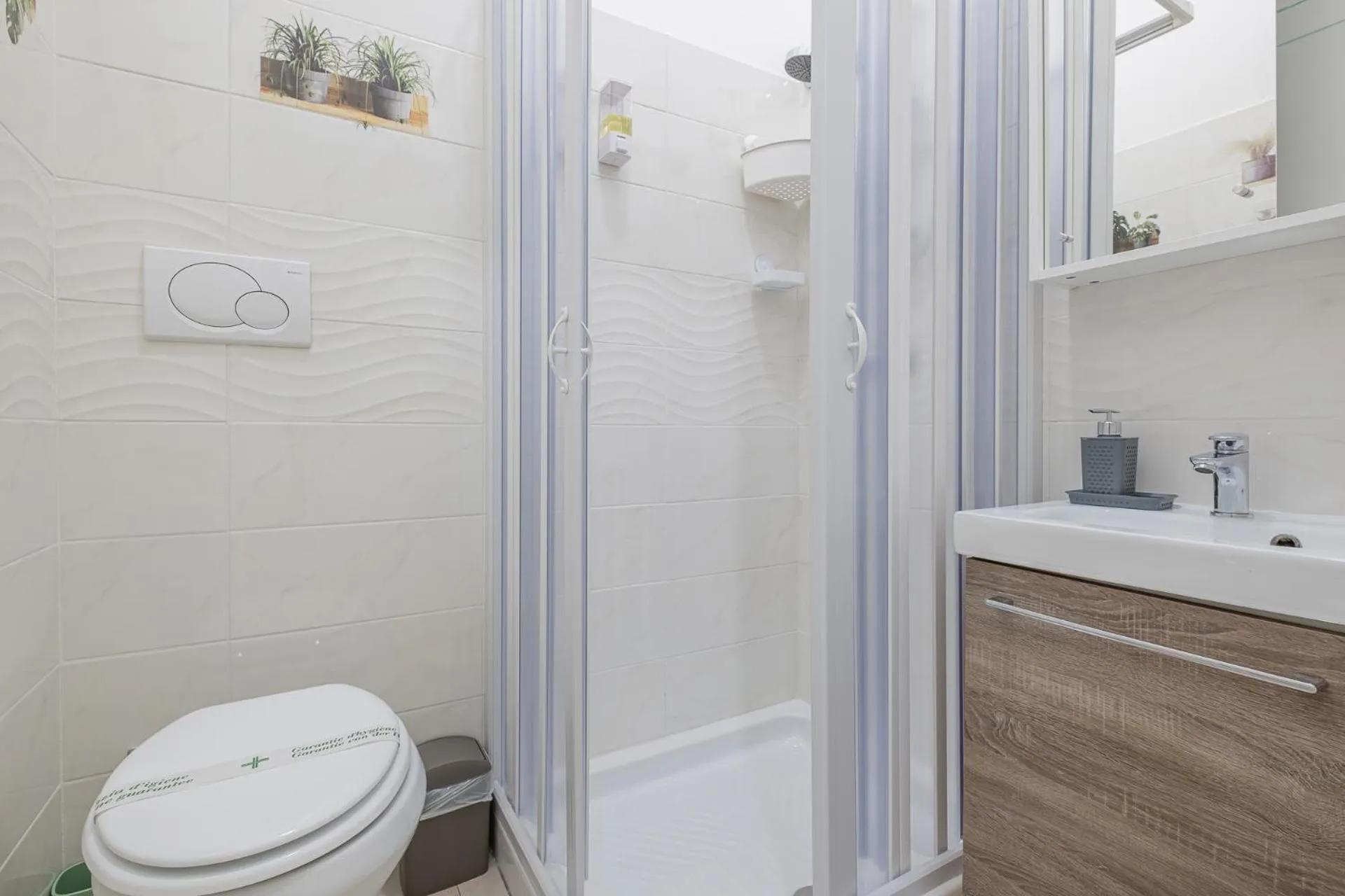 Damiani & Sister Guesthouse