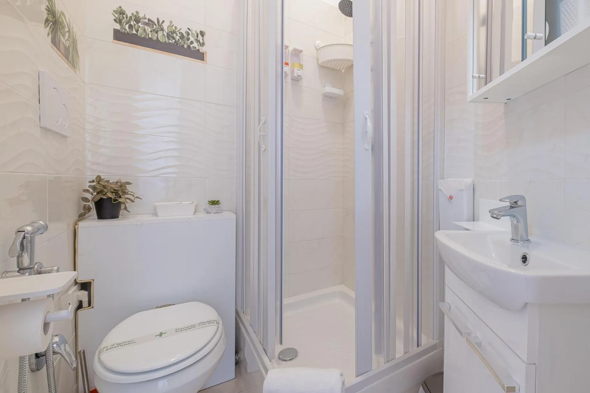 Damiani & Sister Guesthouse