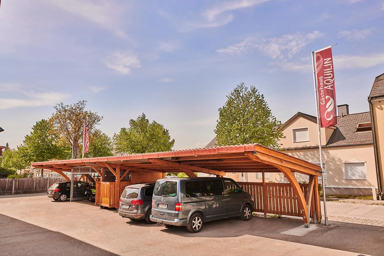 Area and facilities in Gästehaus Aquilin