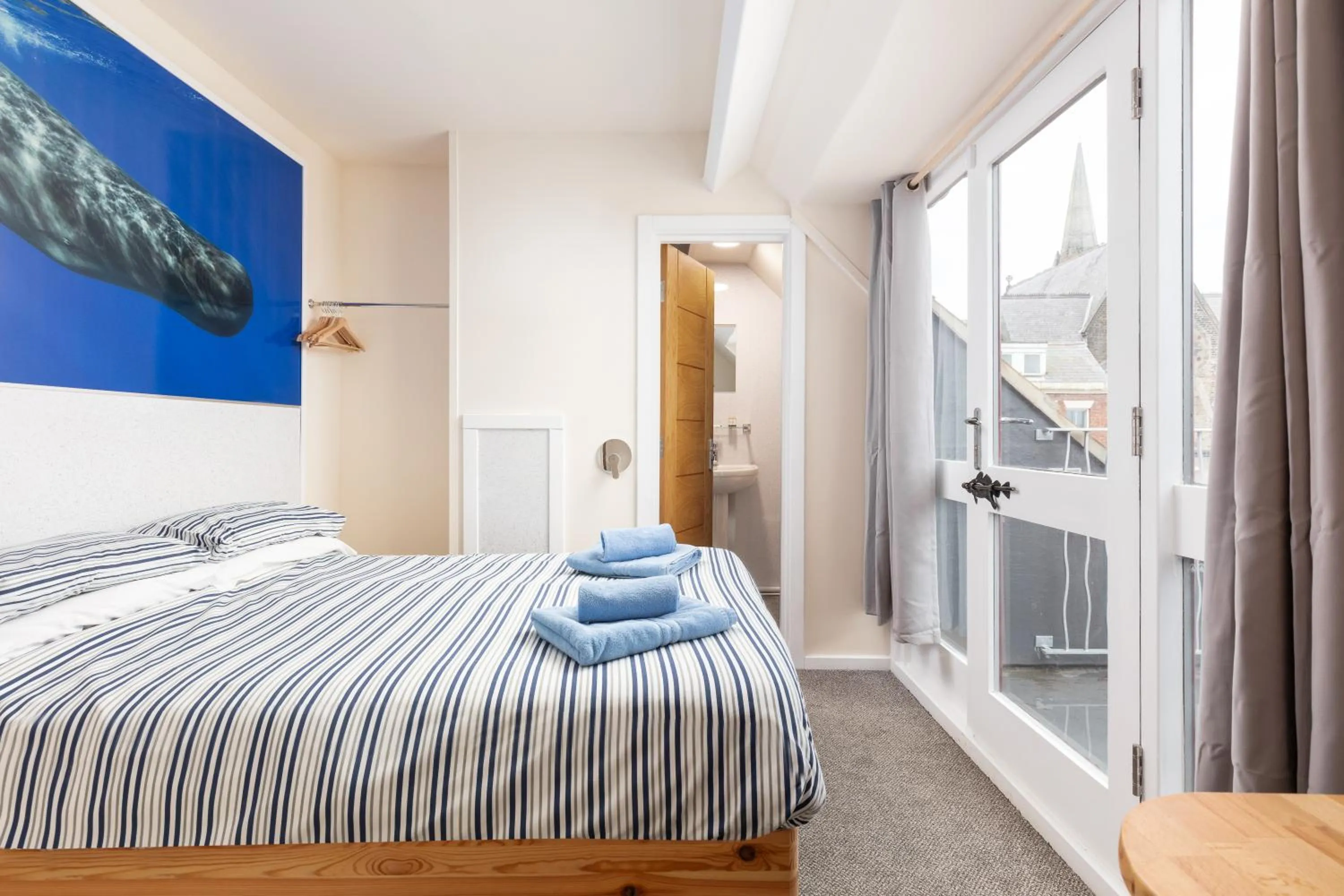 Bed in Silver Street Suites