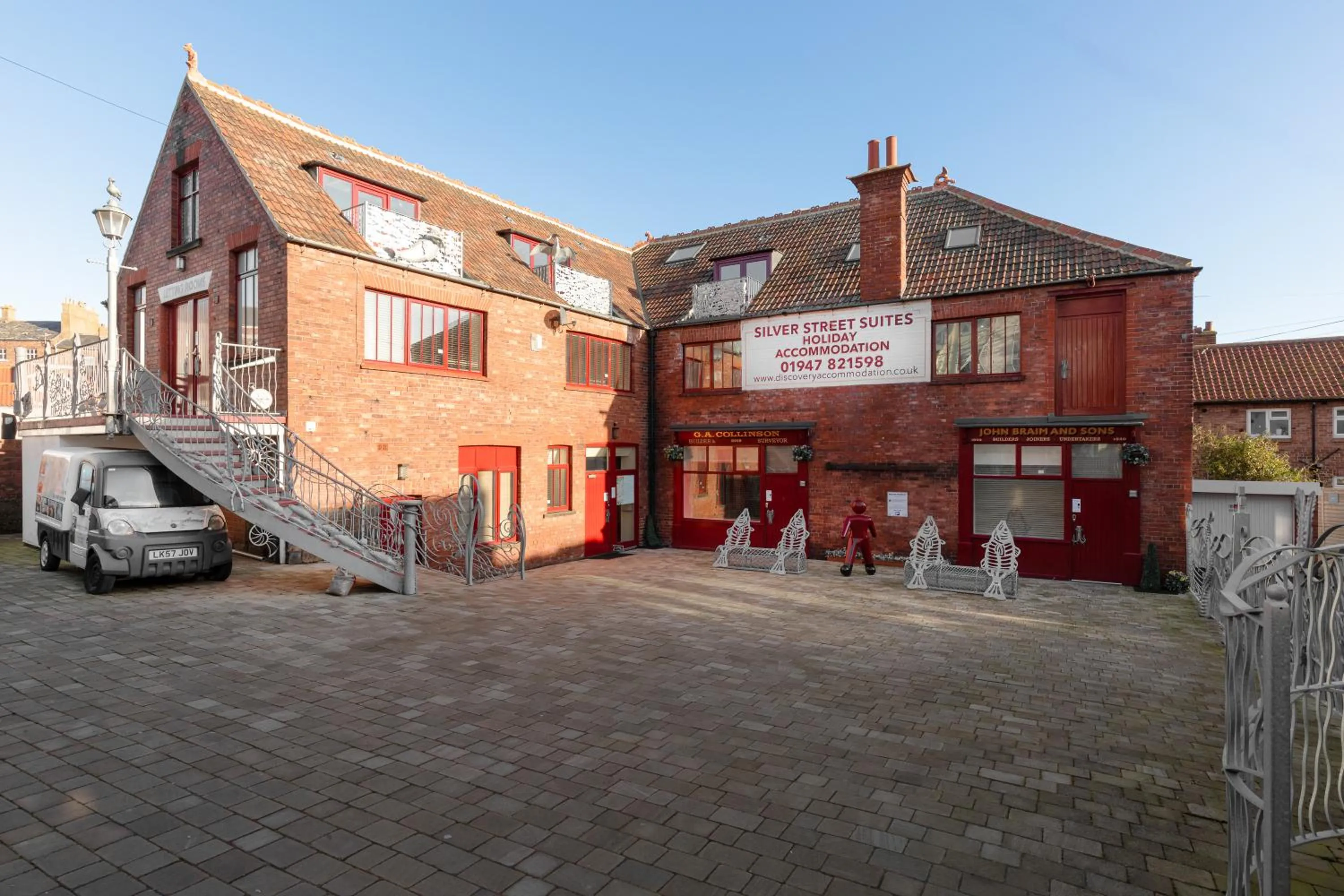 Silver Street Suites