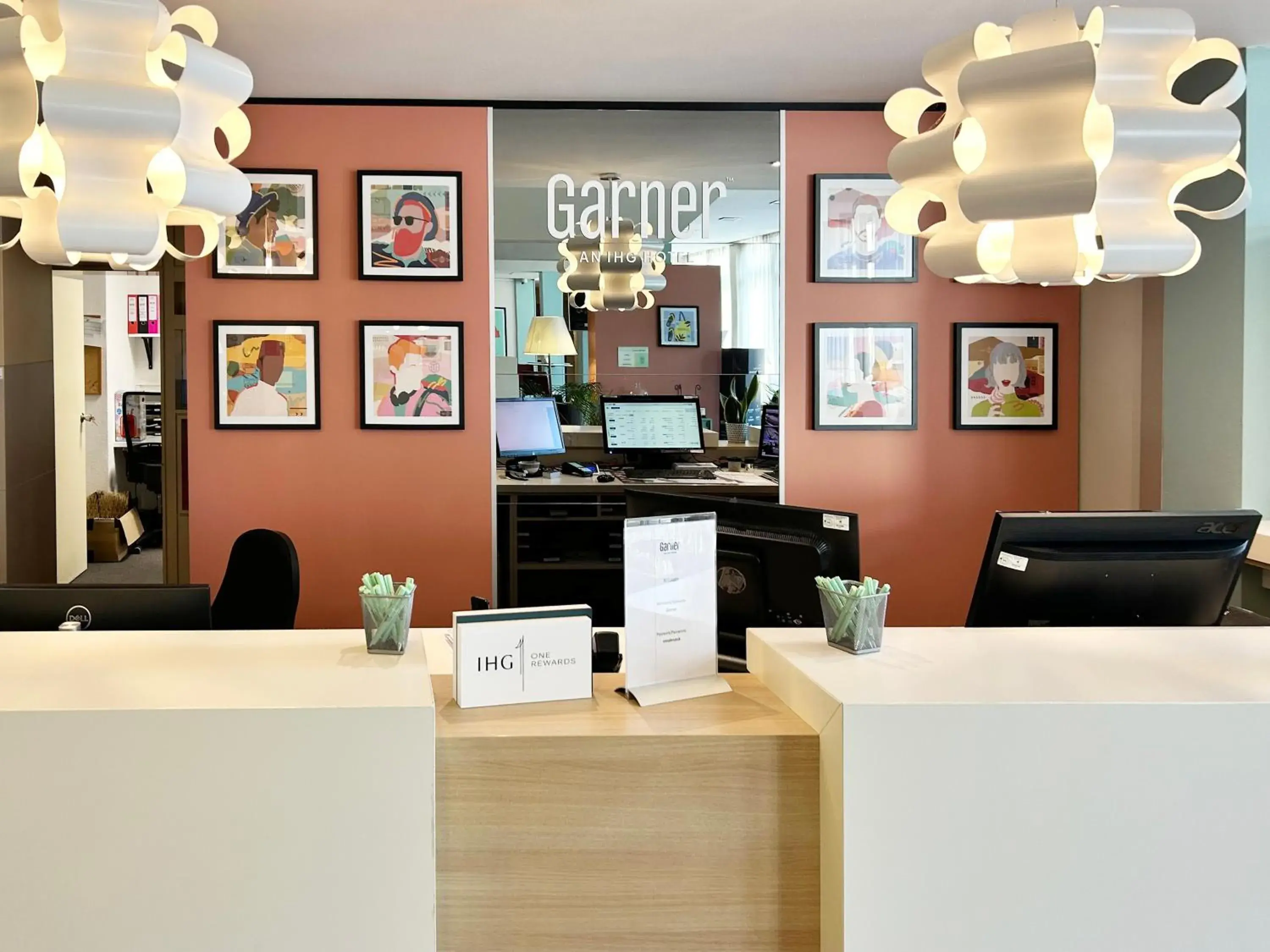 Lobby or reception in Garner Hotel Osnabrück by IHG Lobby or reception in Garner Hotel Osnabrück by IHG