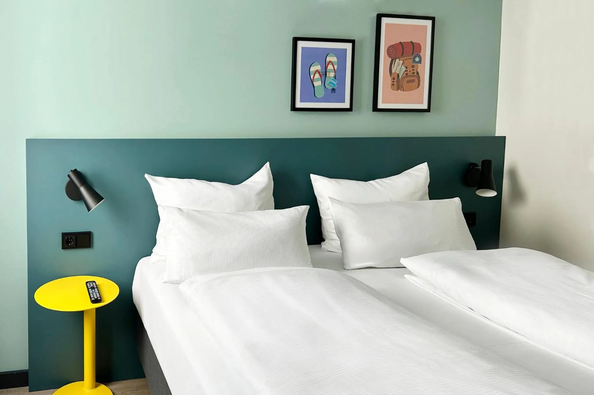 Photo of the whole room, Bed in Garner Hotel Osnabrück by IHG