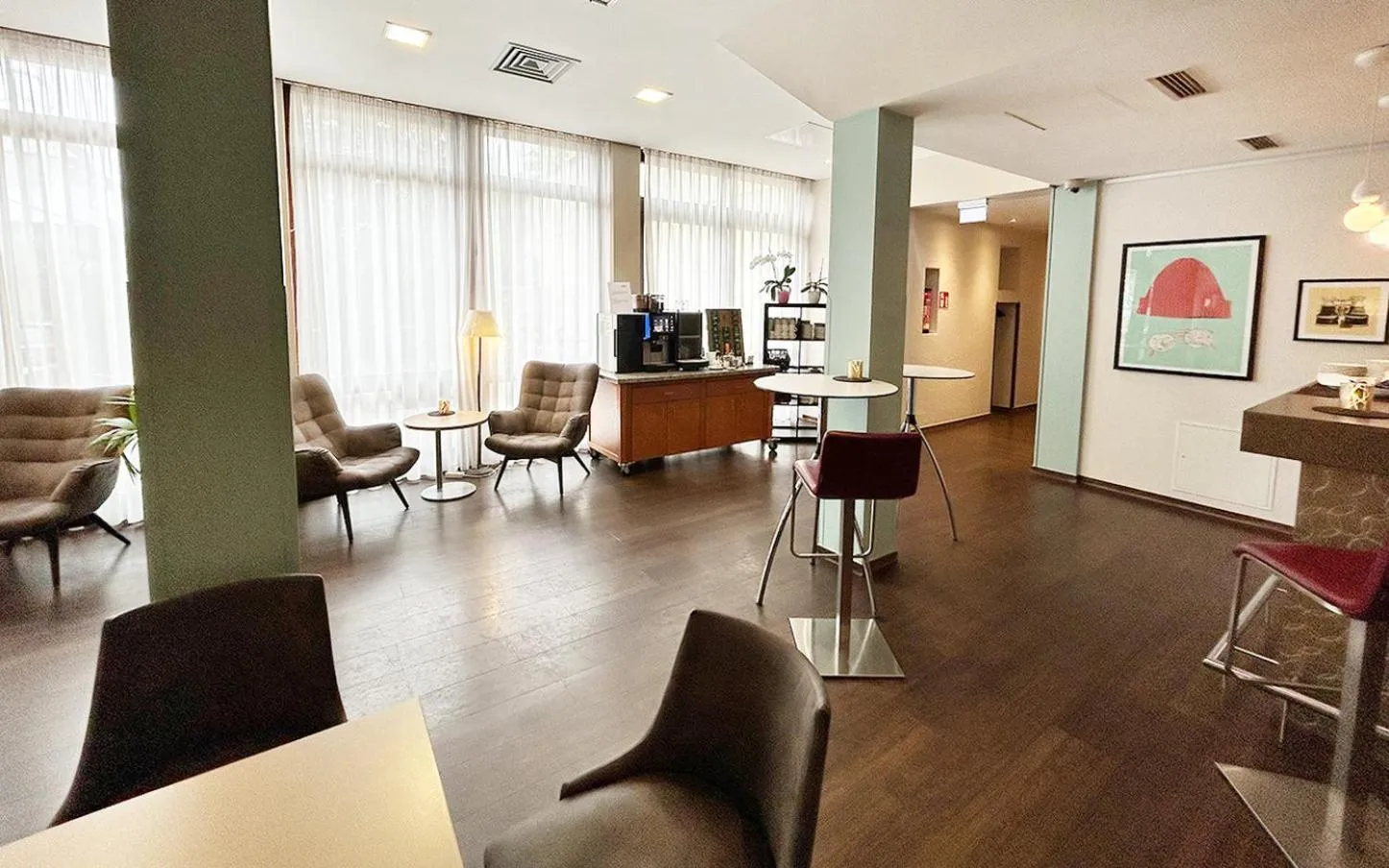 Breakfast in Garner Hotel Osnabrück by IHG