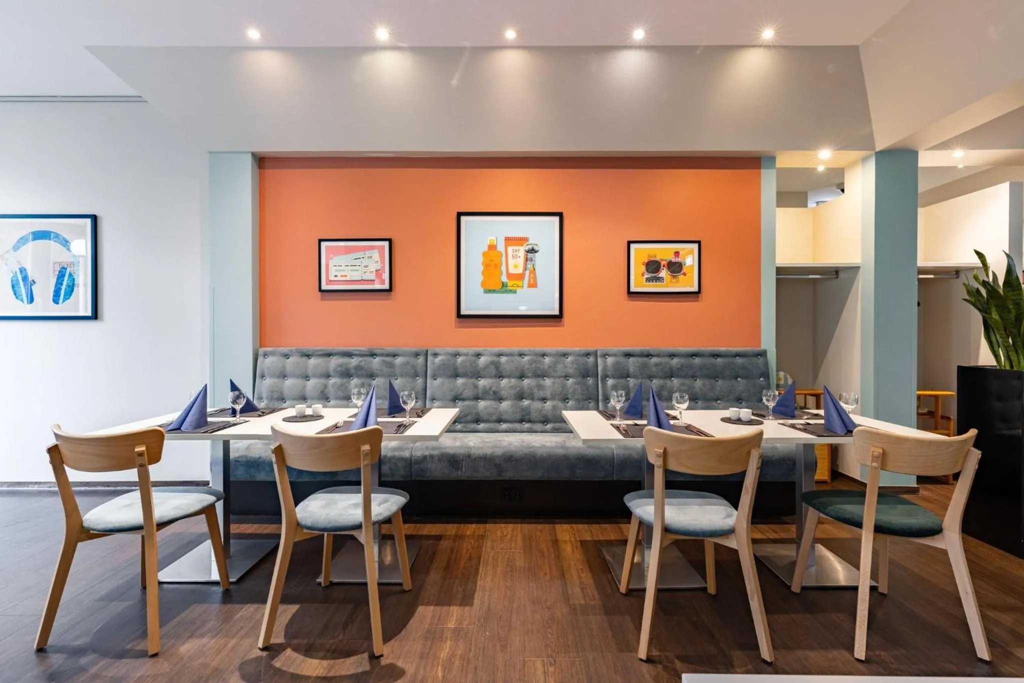 Restaurant/places to eat in Garner Hotel Osnabrück by IHG