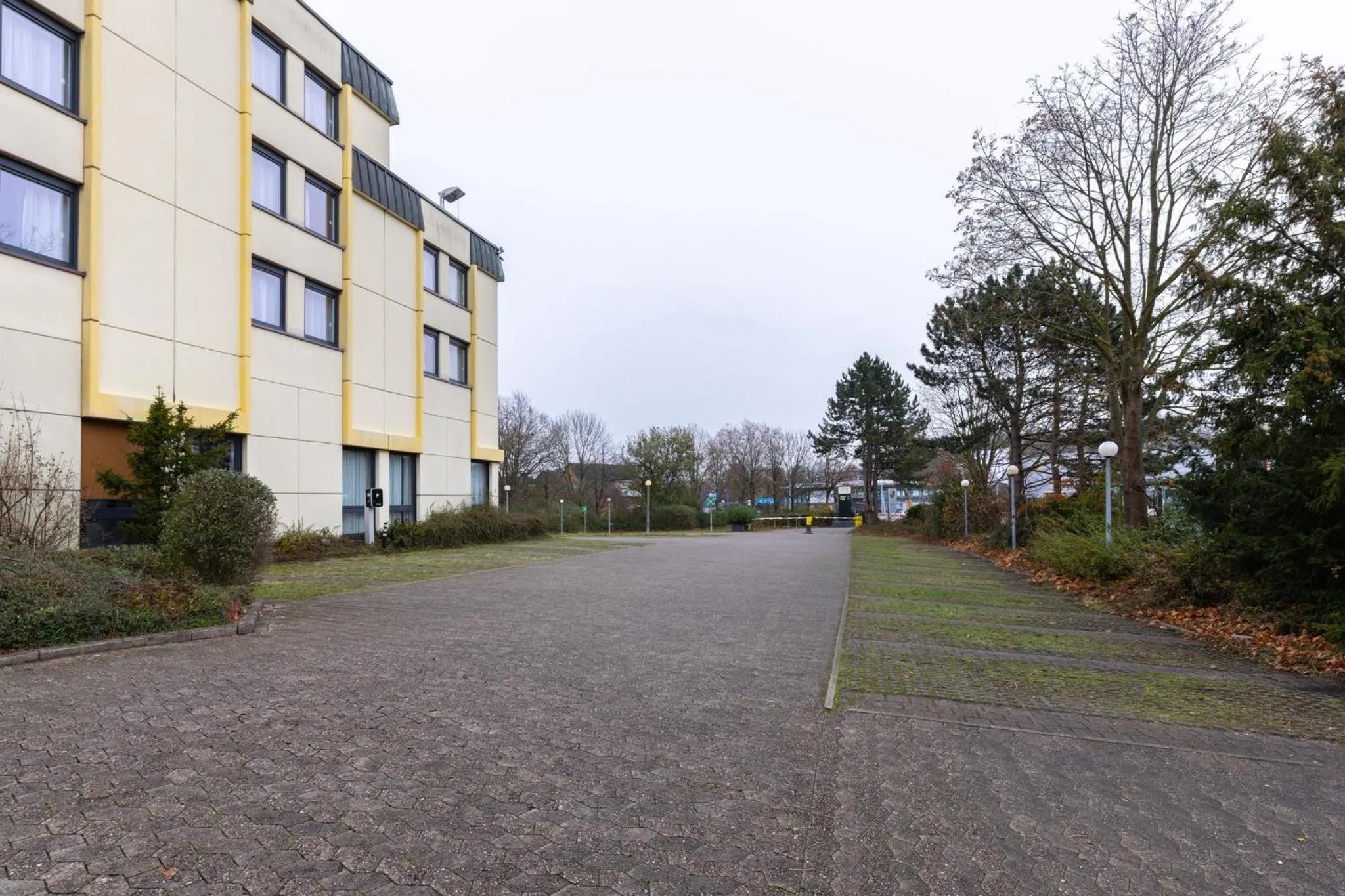 Lobby or reception in Garner Hotel Osnabrück by IHG