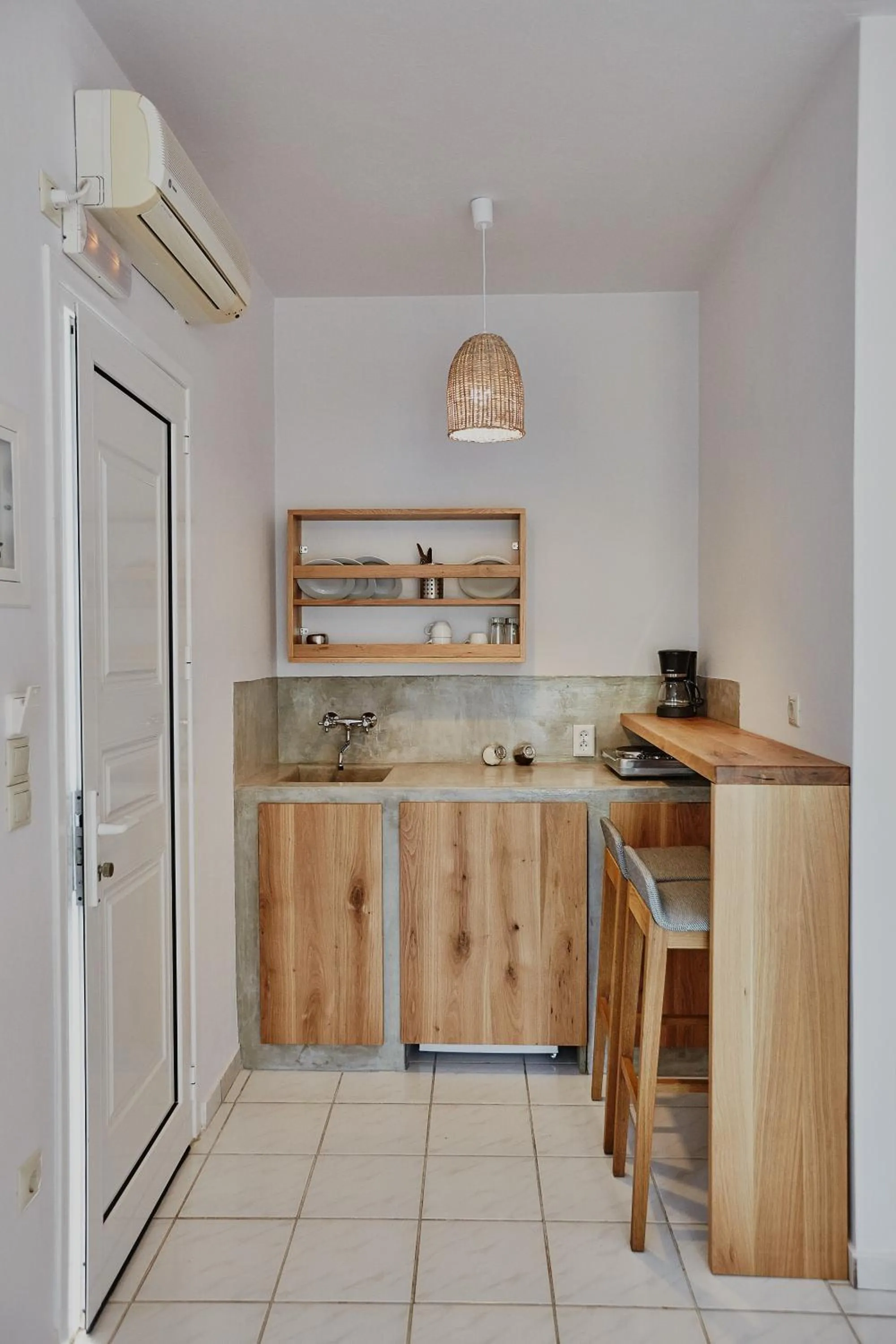 Kitchen or kitchenette in Irene Studios