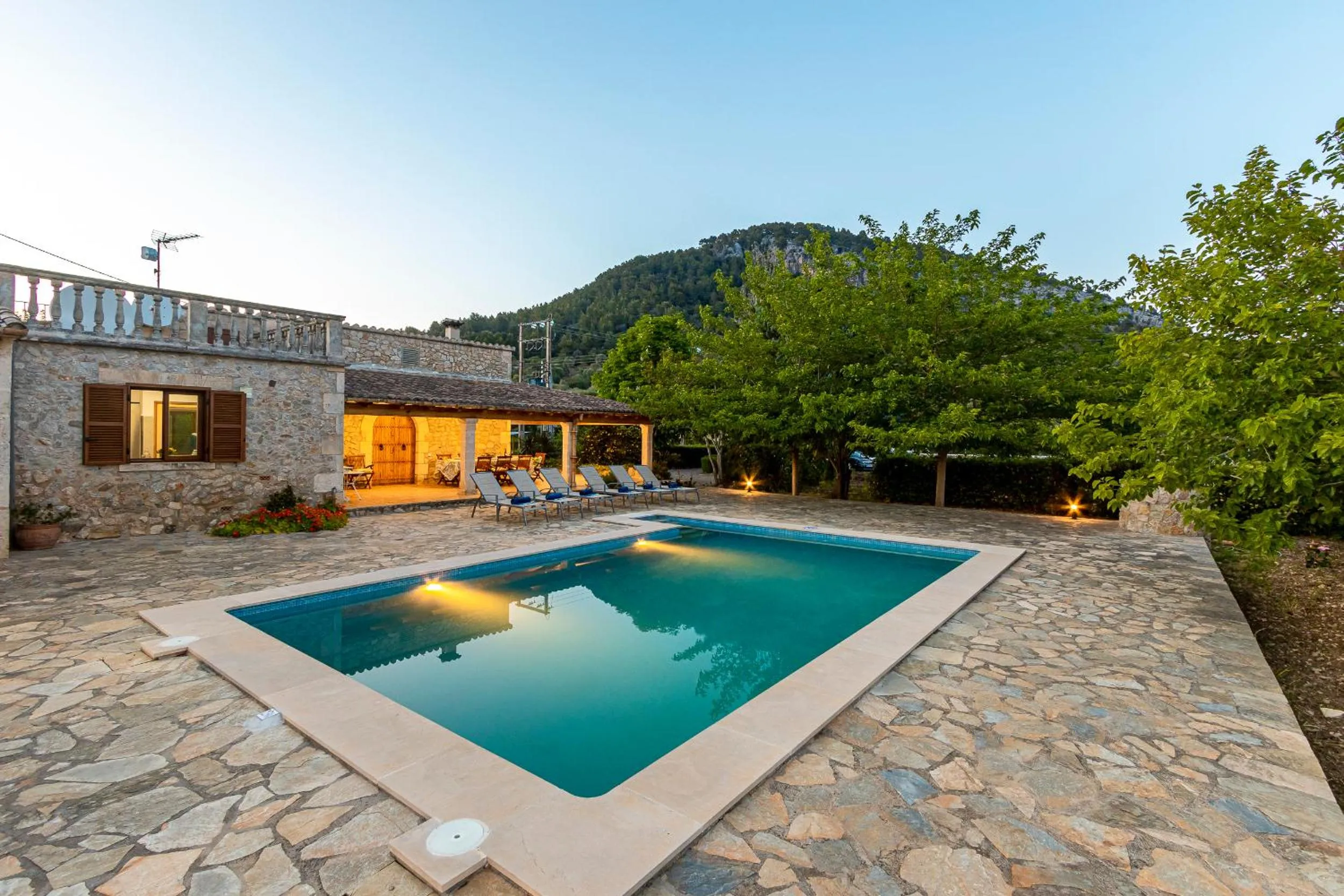 Villa Granoters By homevillas360