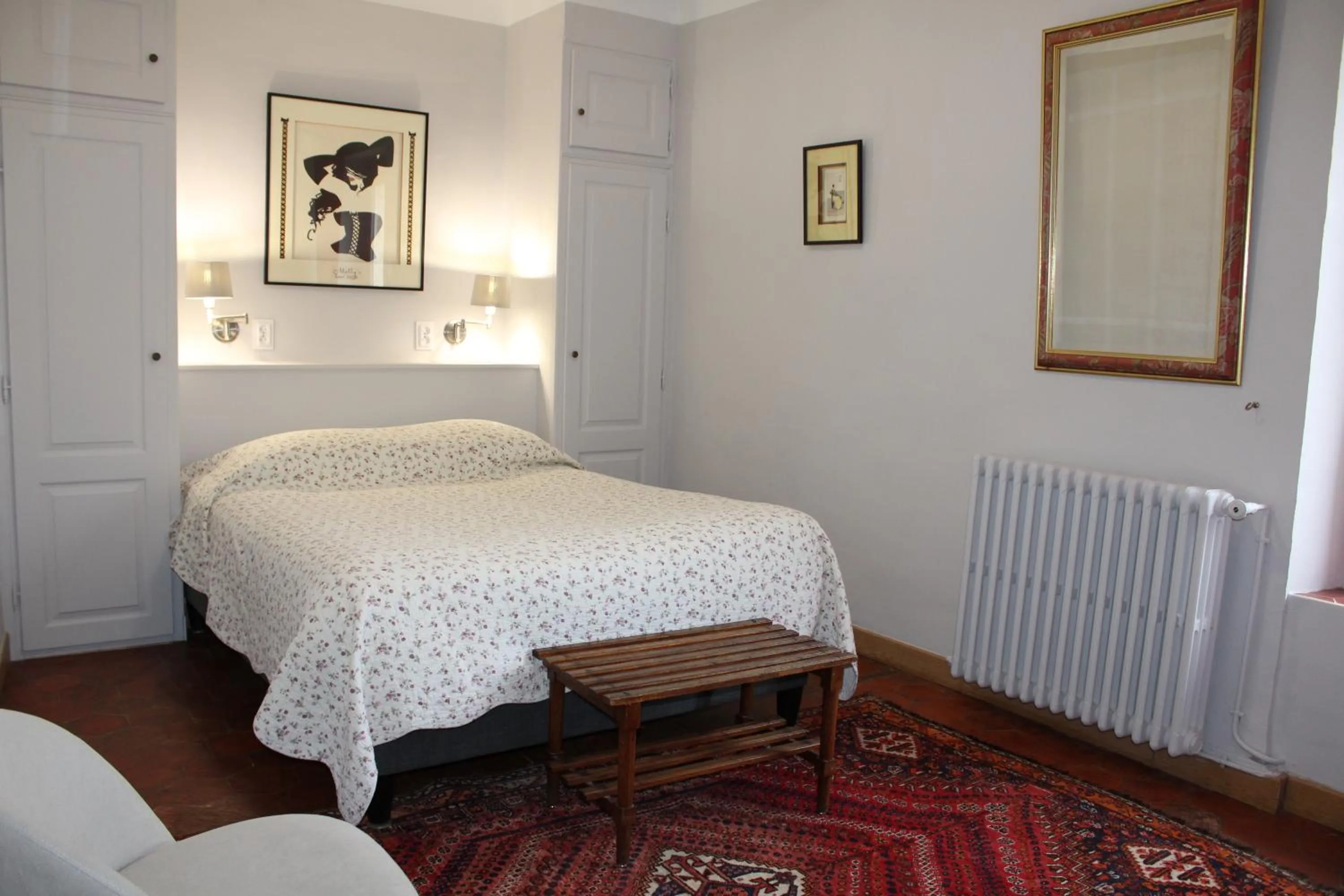 Photo of the whole room, Bed in Hotellerie de l'Esplanade