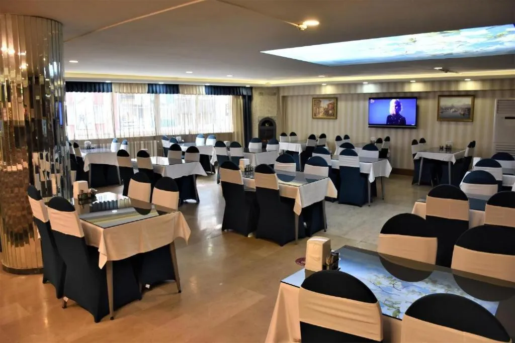 Breakfast in DİNAR HOTEL