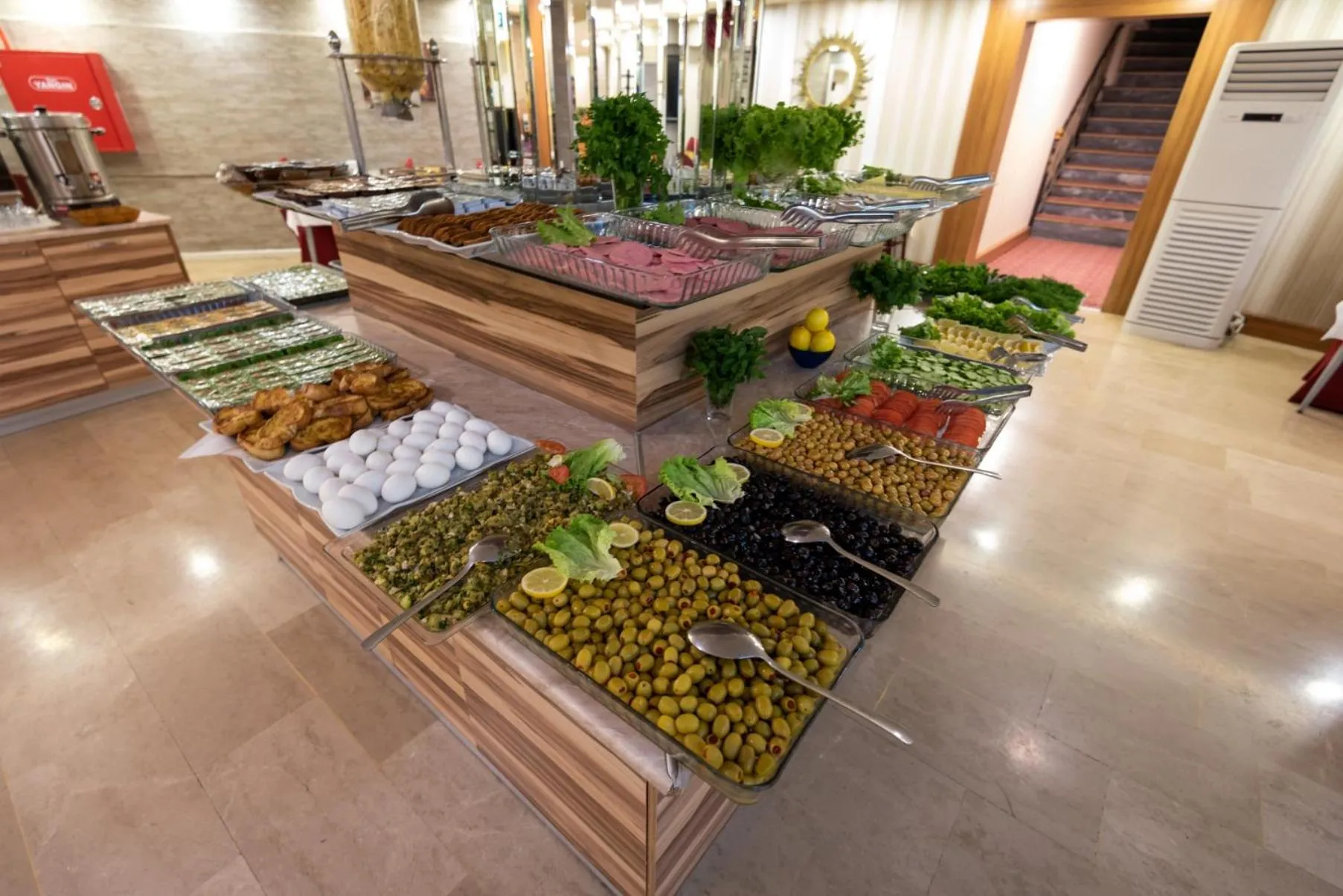 Food and drinks in DİNAR HOTEL