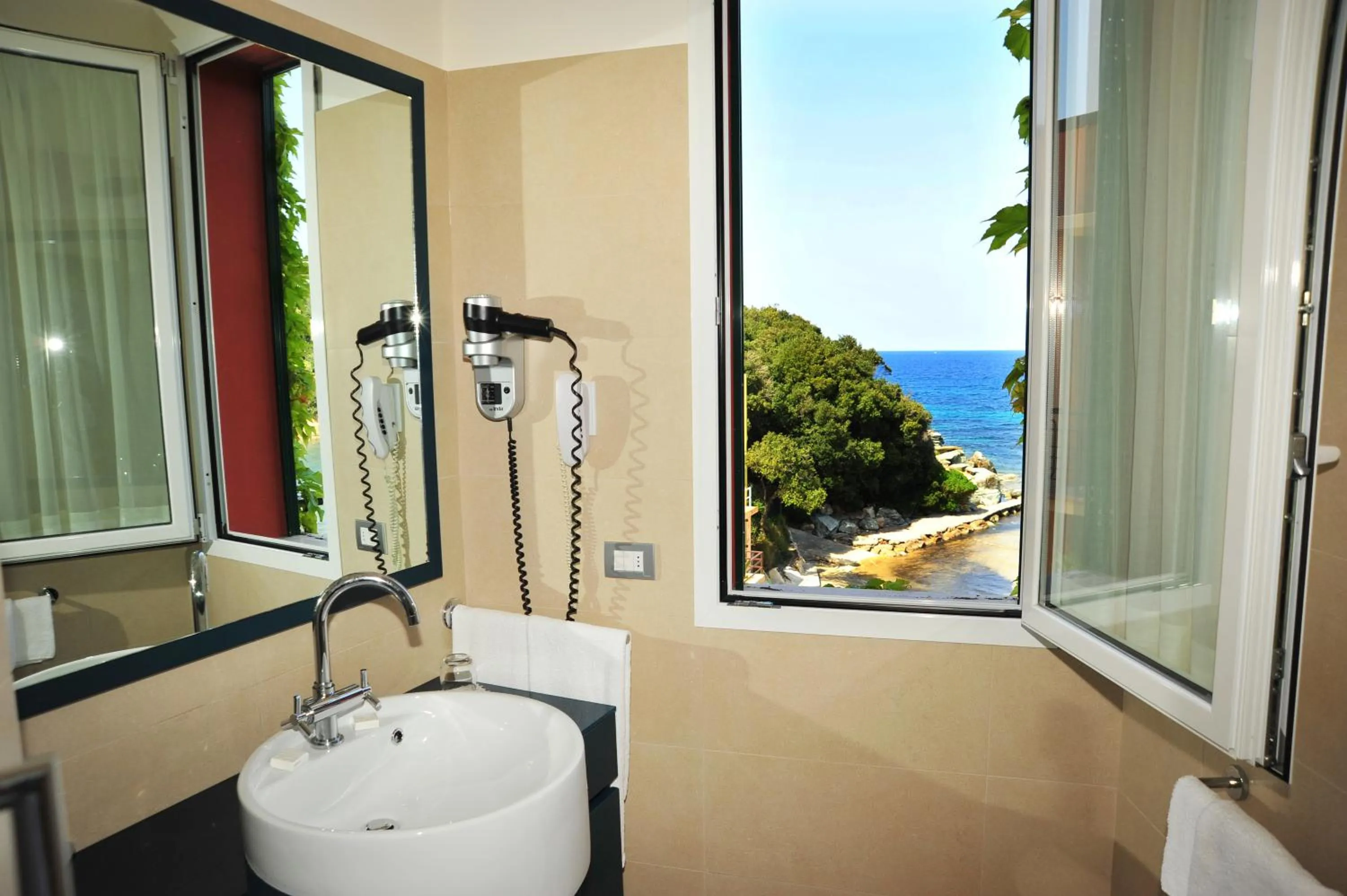 Bathroom in Hotel Desiree